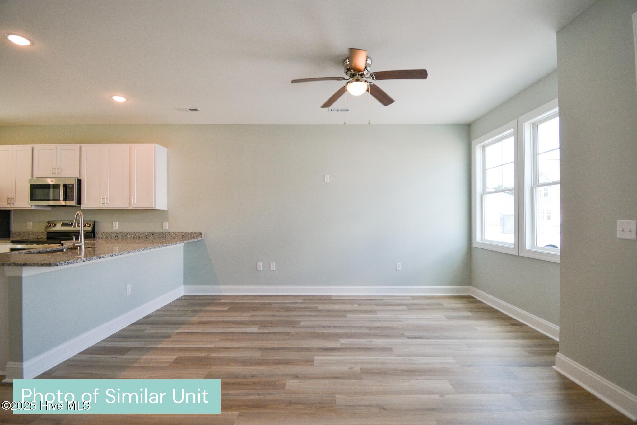 216 Sandy Cove Lane Property Photo 6