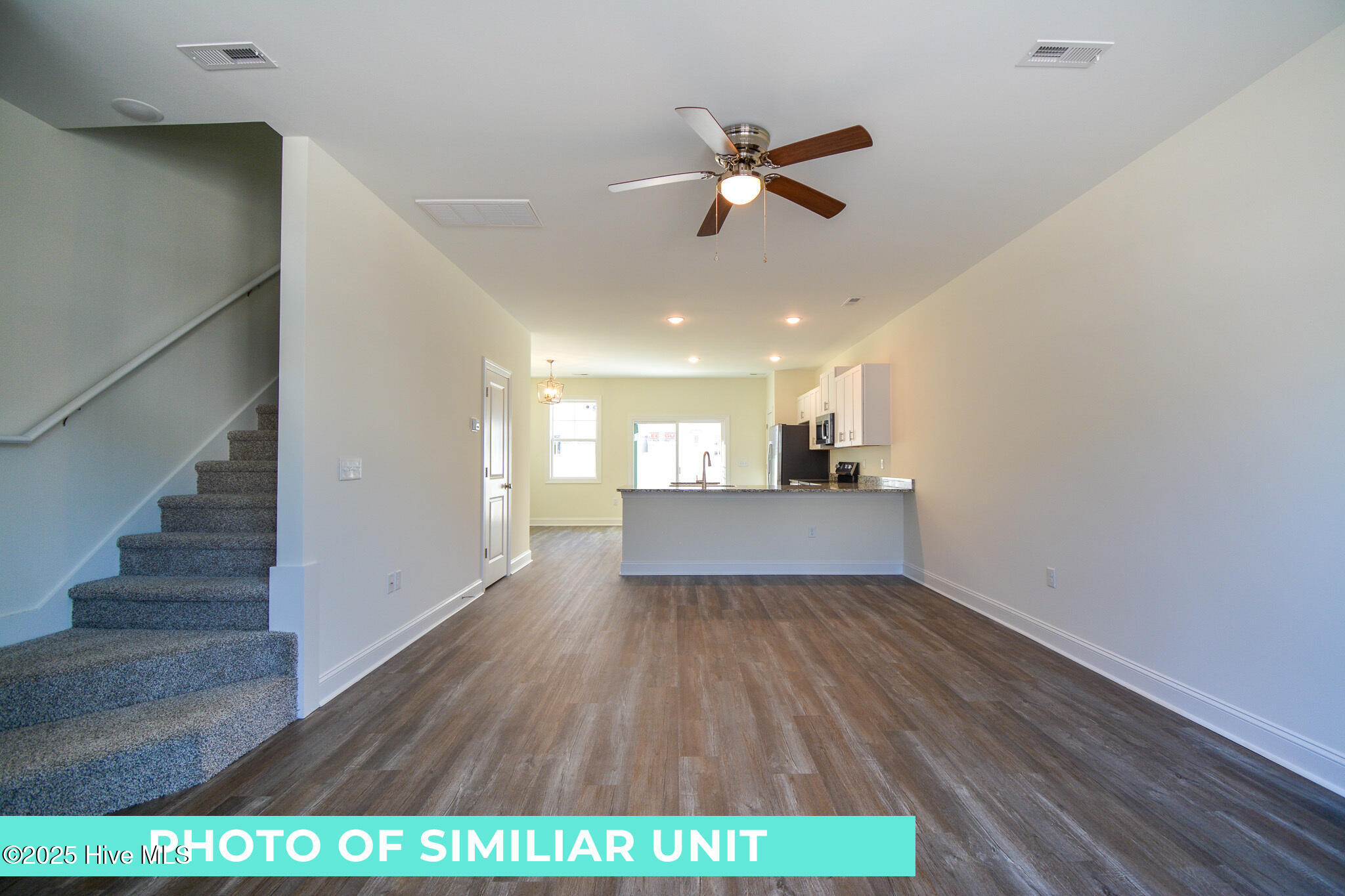 210 Sandy Cove Lane Property Photo 6