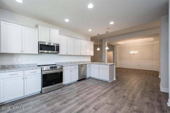 437 Seashore Street Property Photo 9