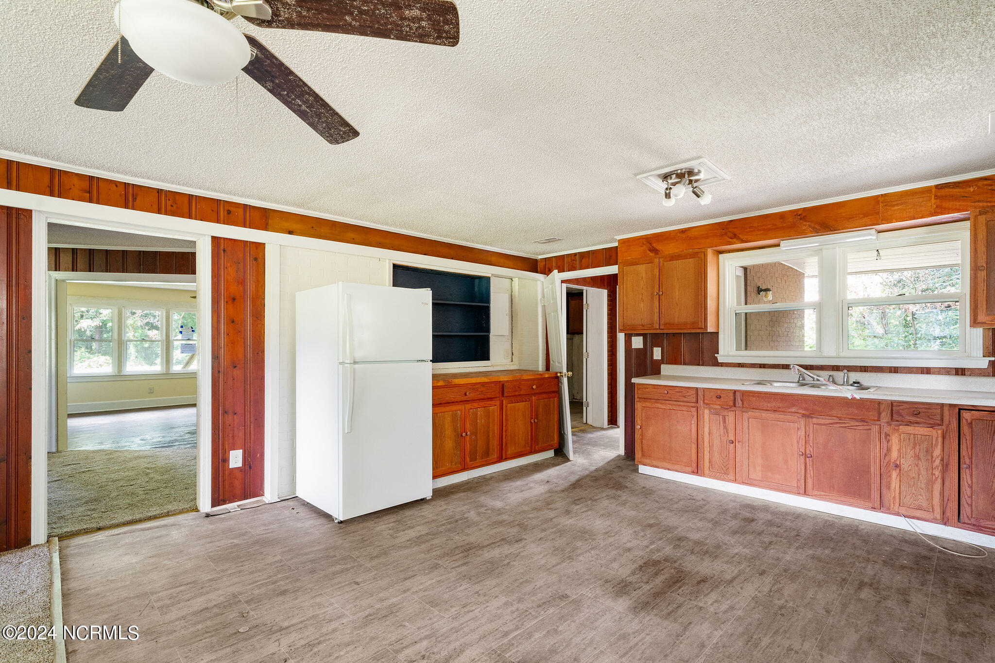 166 N Nc 11 And 903 Highway Property Photo 5