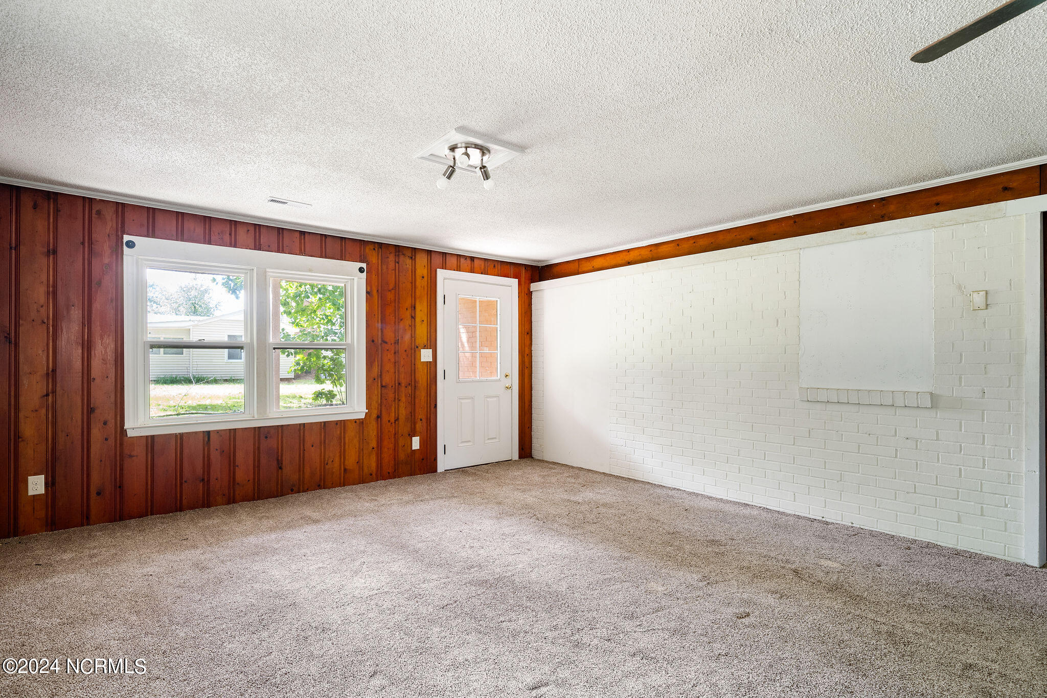 166 N Nc 11 And 903 Highway Property Photo 11