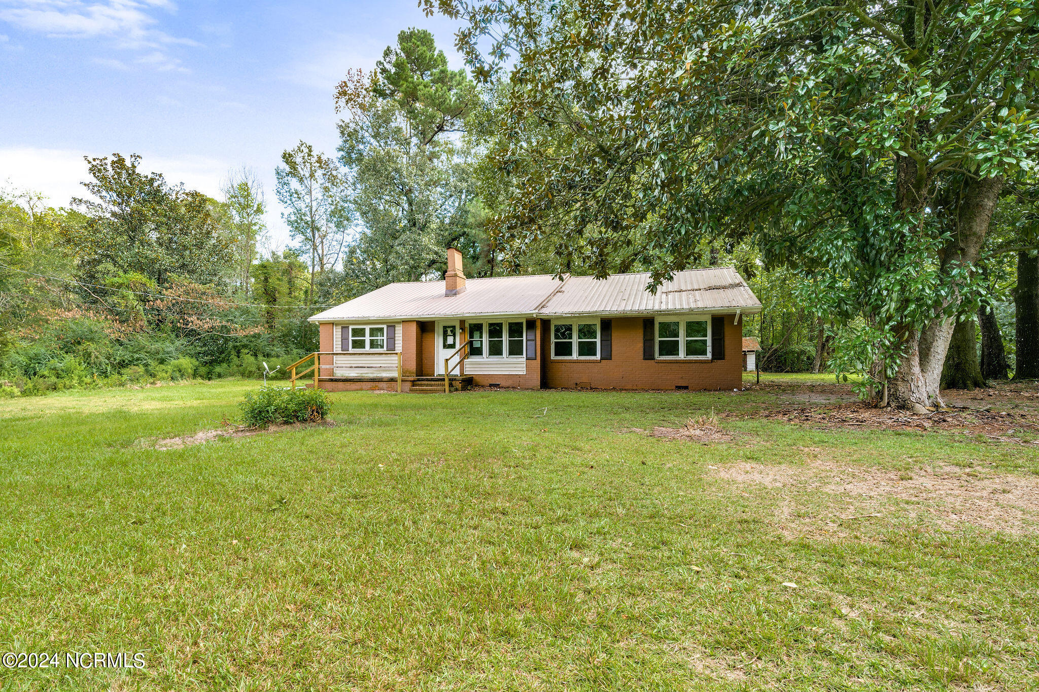 166 N Nc 11 And 903 Highway Property Photo 18