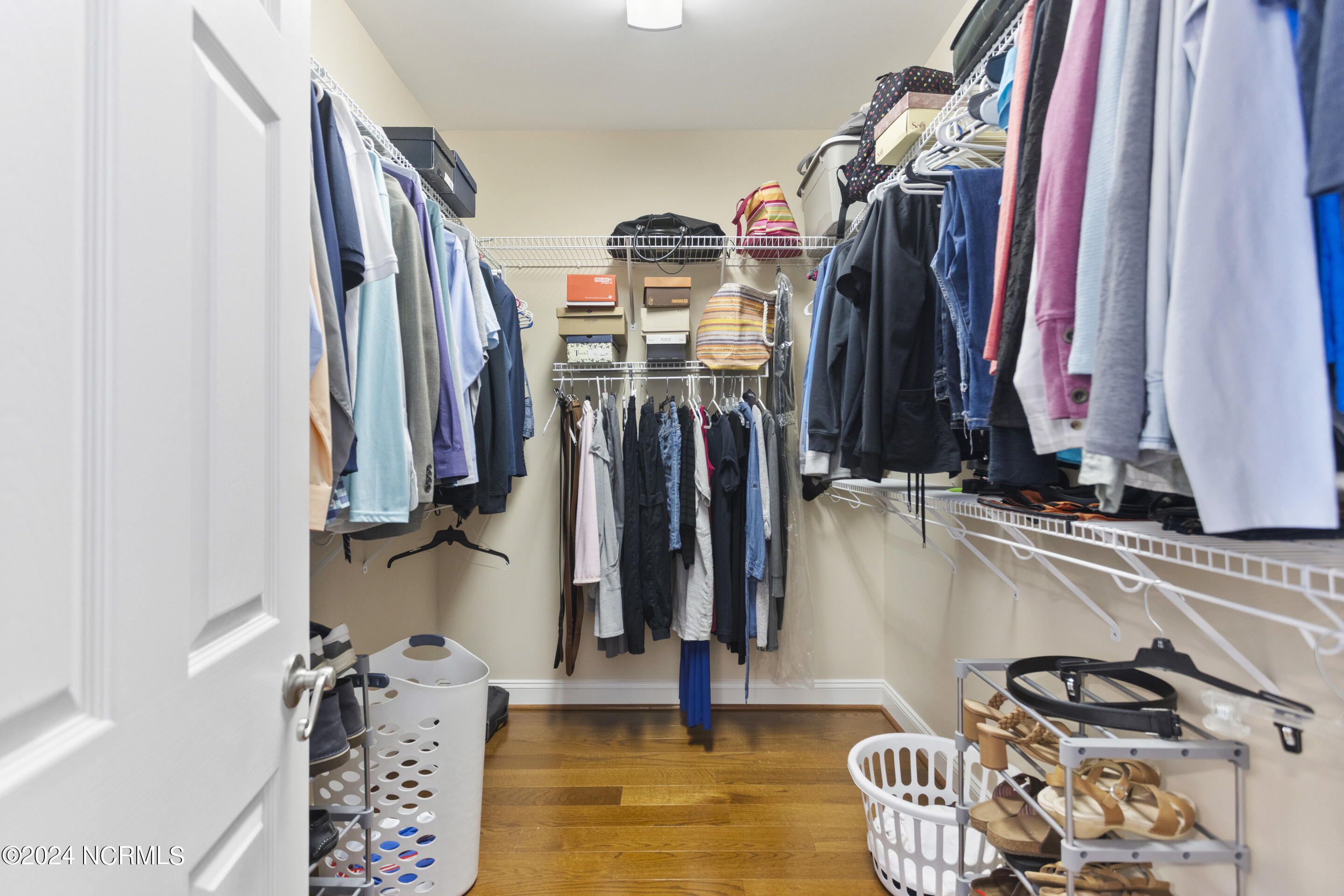 1866 Oak Harbour Drive Property Photo 24