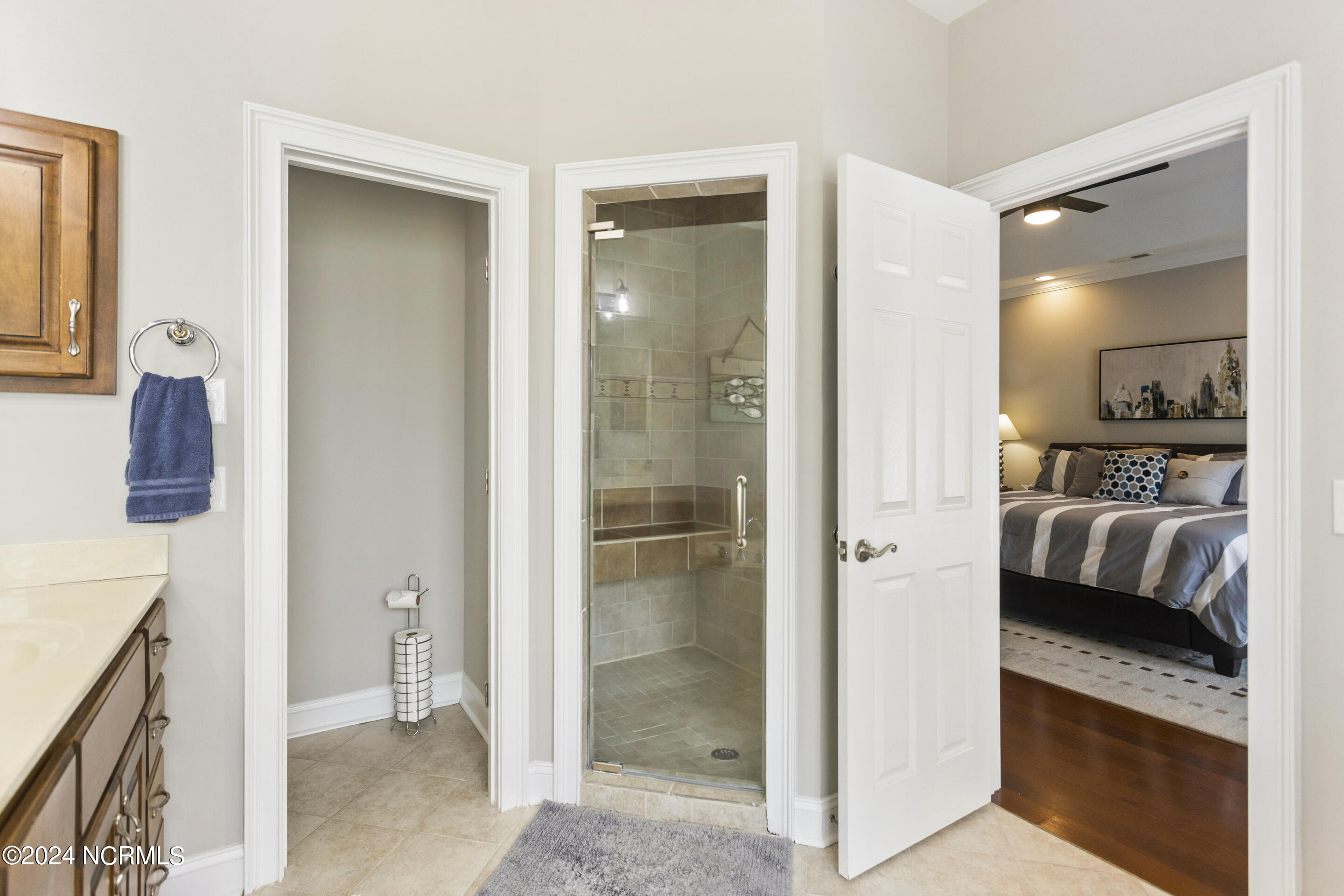 1866 Oak Harbour Drive Property Photo 27