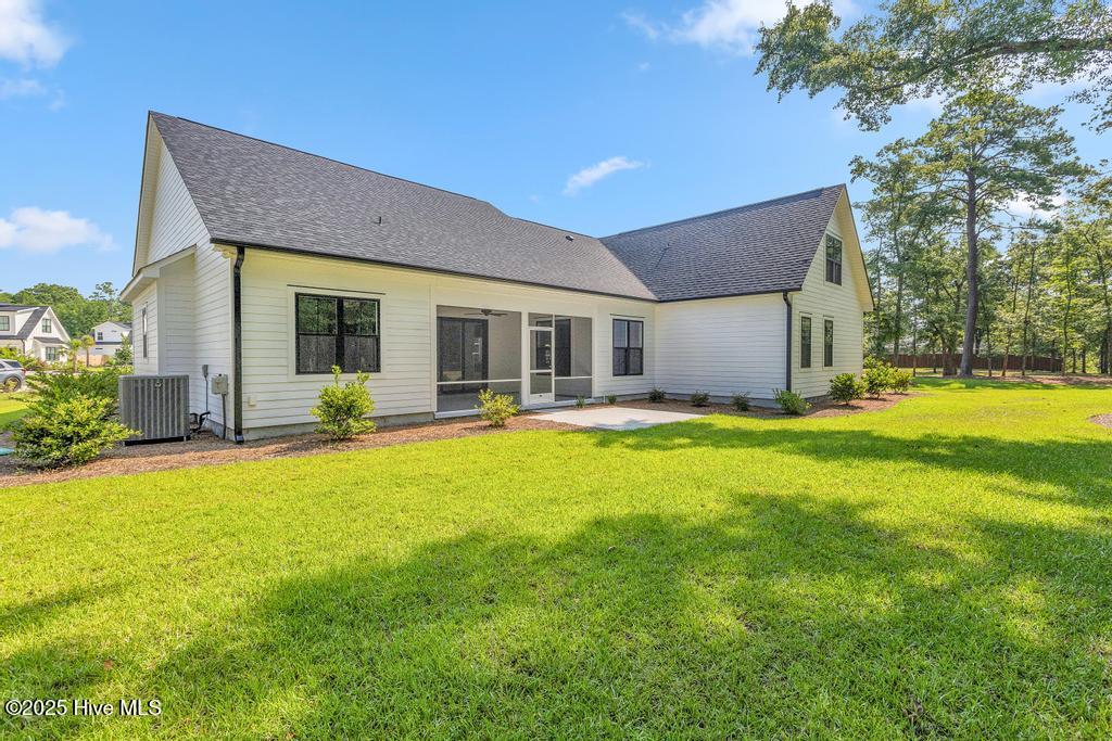 234 Hampton Court Property Photo 46