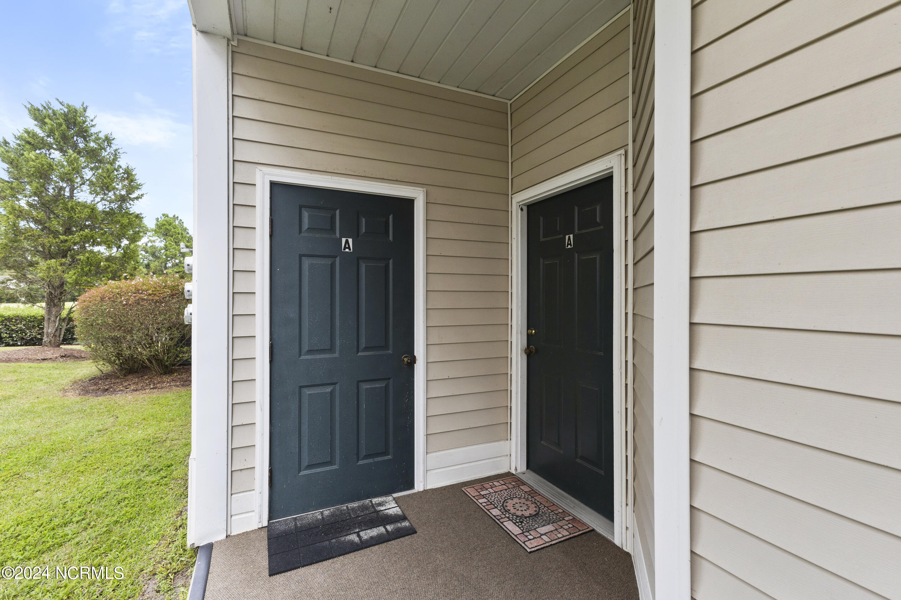 876 Great Egret Circle 1 Property Photo 2