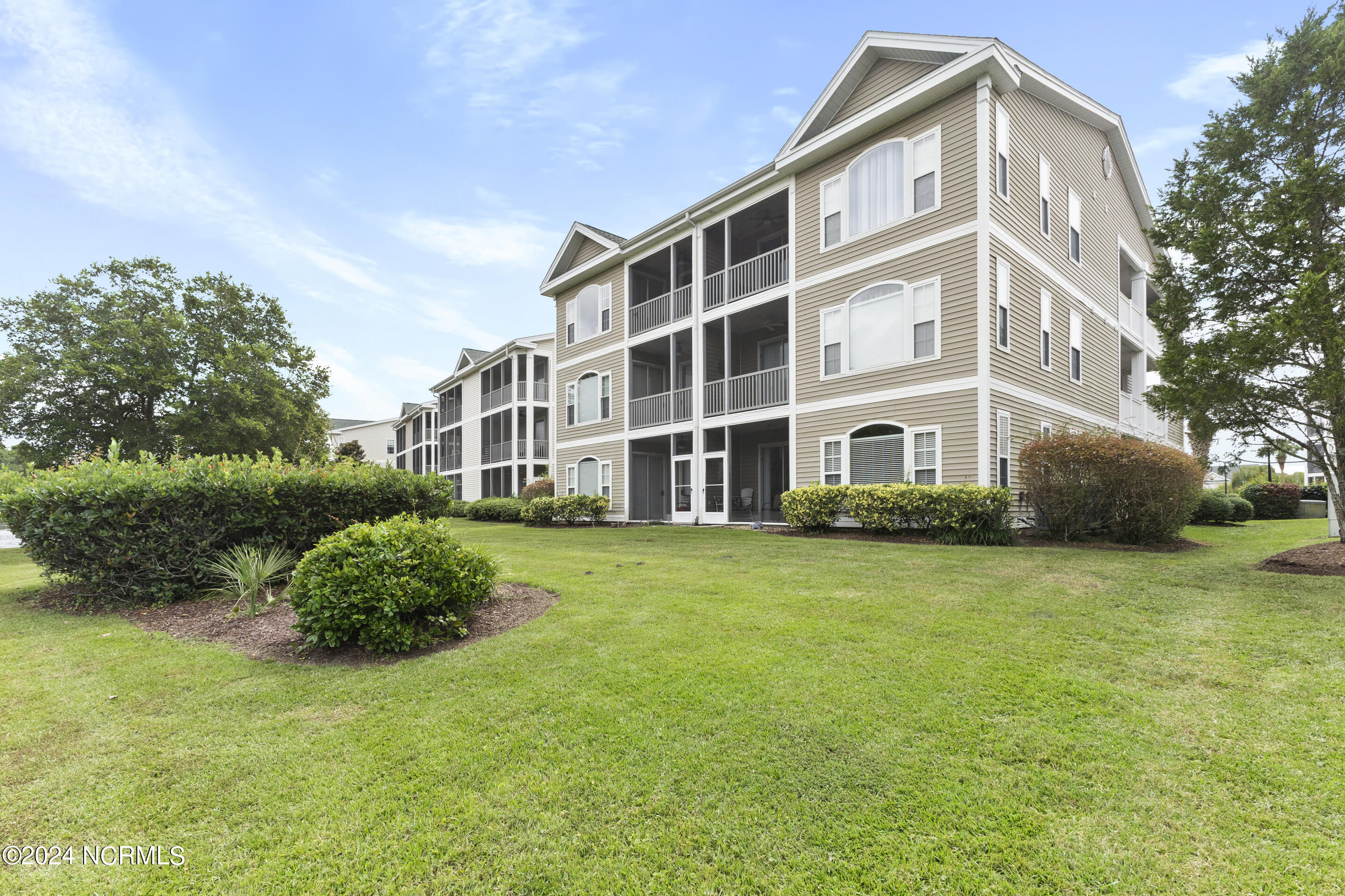 876 Great Egret Circle 1 Property Photo 32