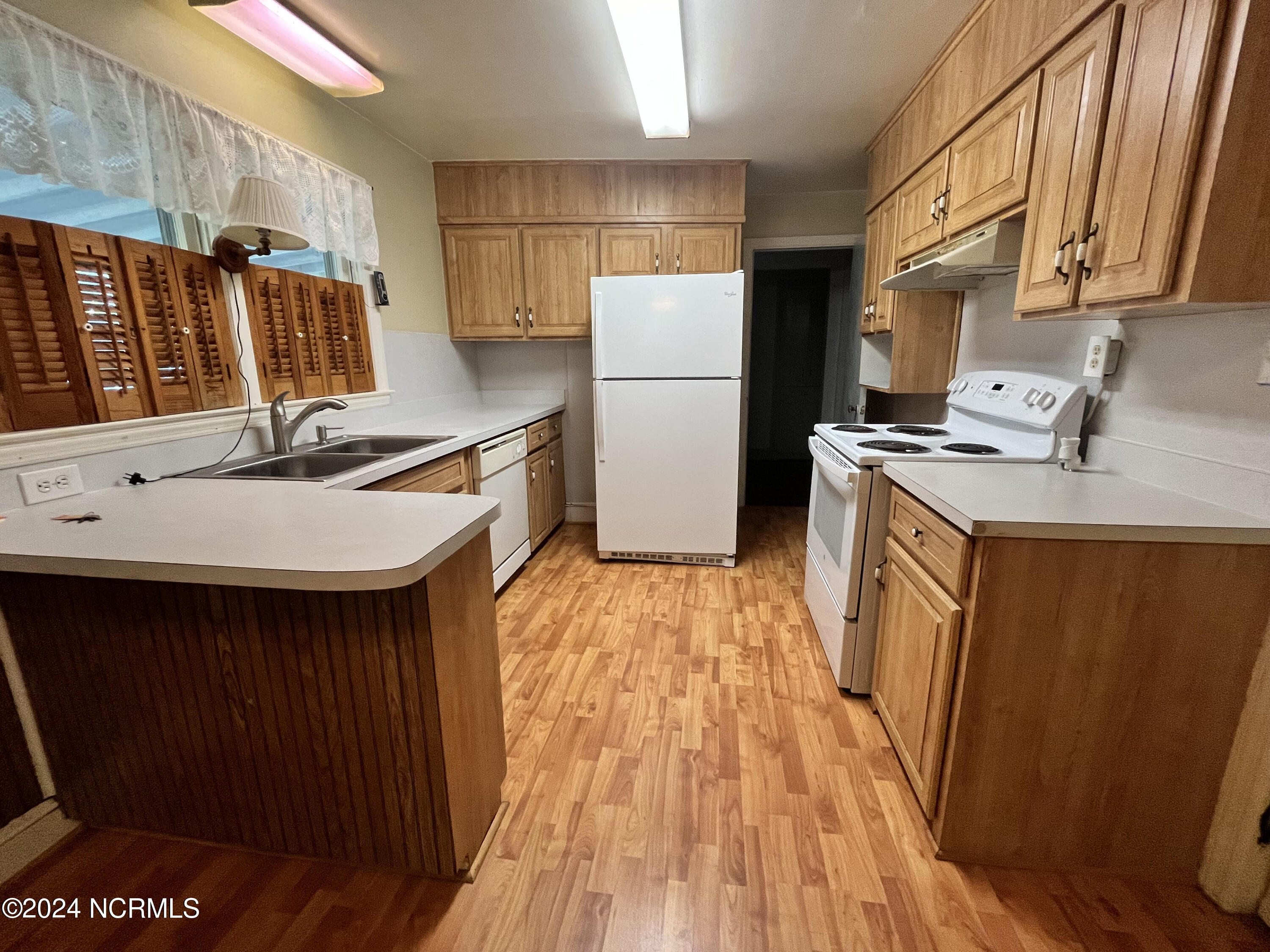 113 E Calhoun Street Property Photo 6
