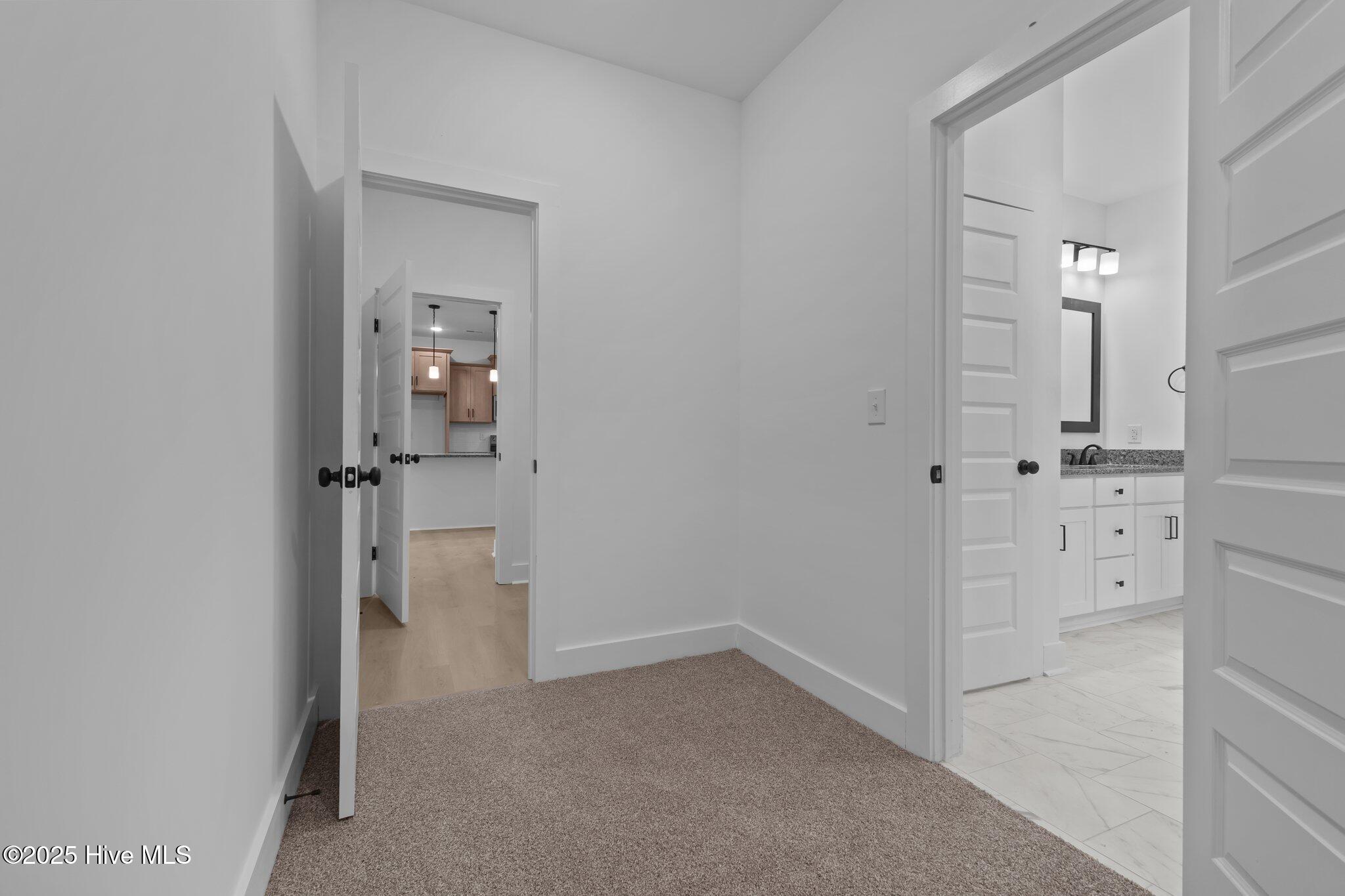 176 Grove Walk Road Property Photo 20