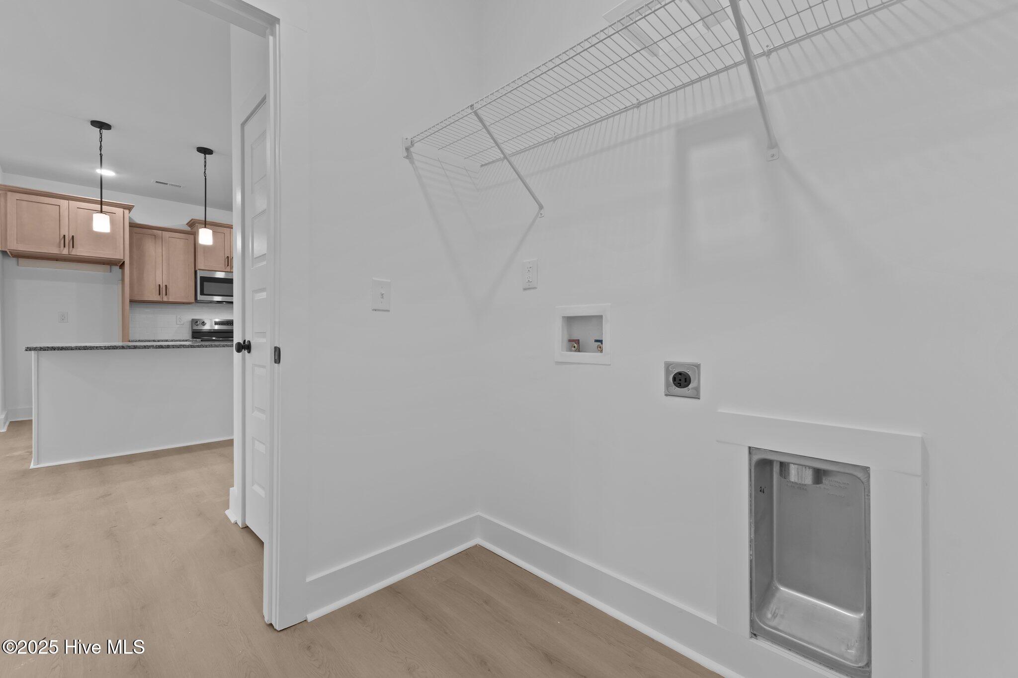 176 Grove Walk Road Property Photo 21