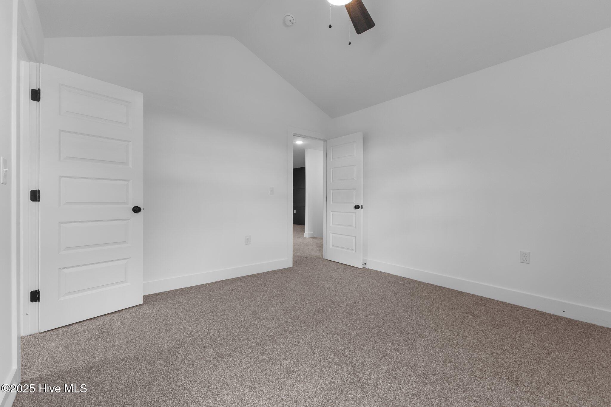 176 Grove Walk Road Property Photo 23