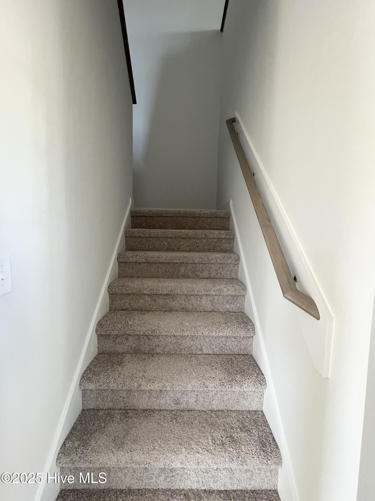 2025 Bluewater Boulevard Property Photo 10