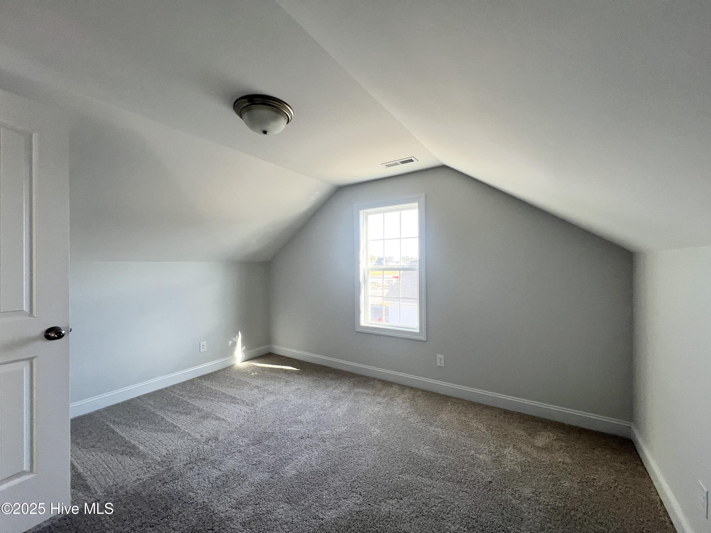 2025 Bluewater Boulevard Property Photo 16