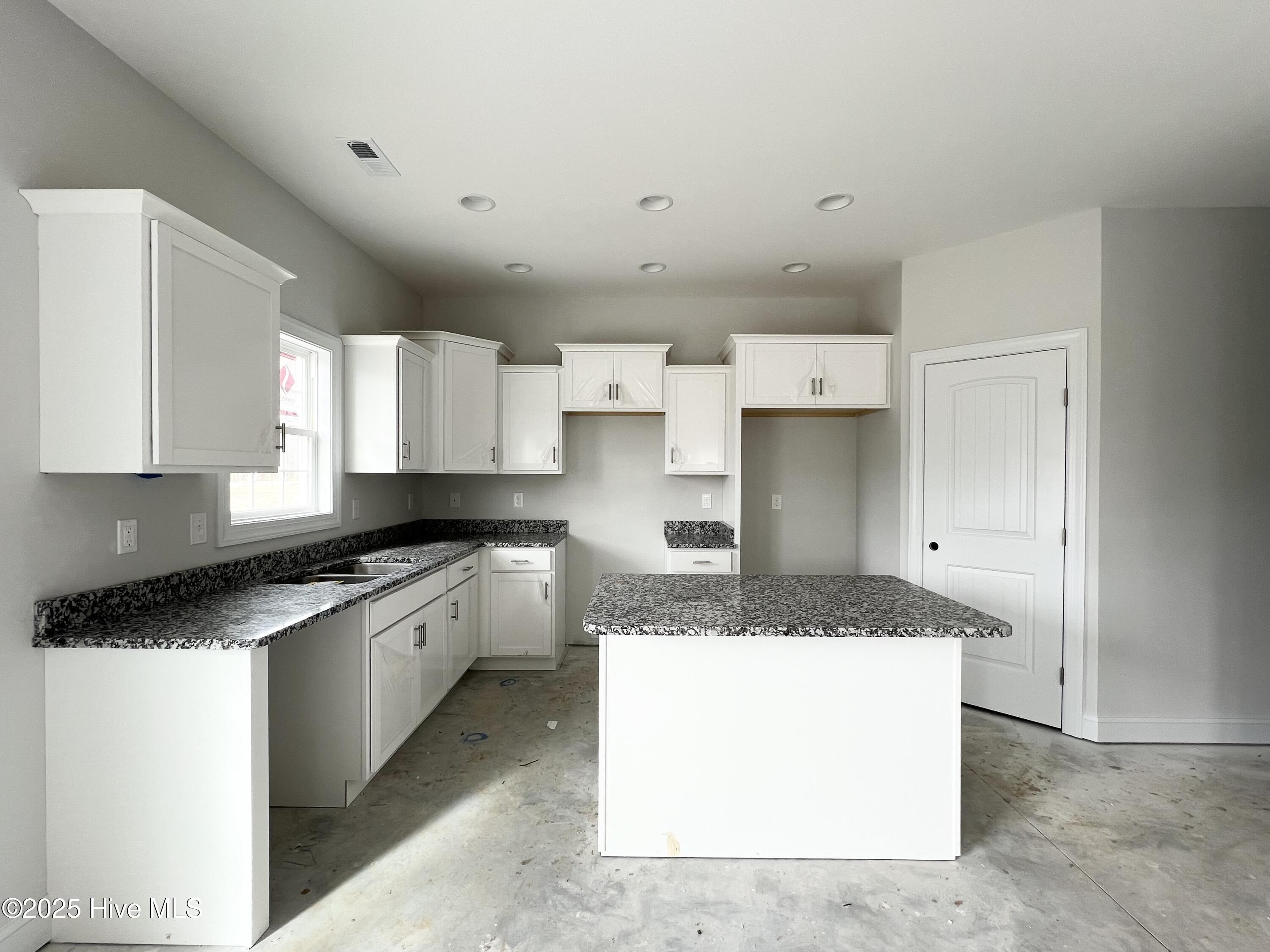 2025 Bluewater Boulevard Property Photo 28
