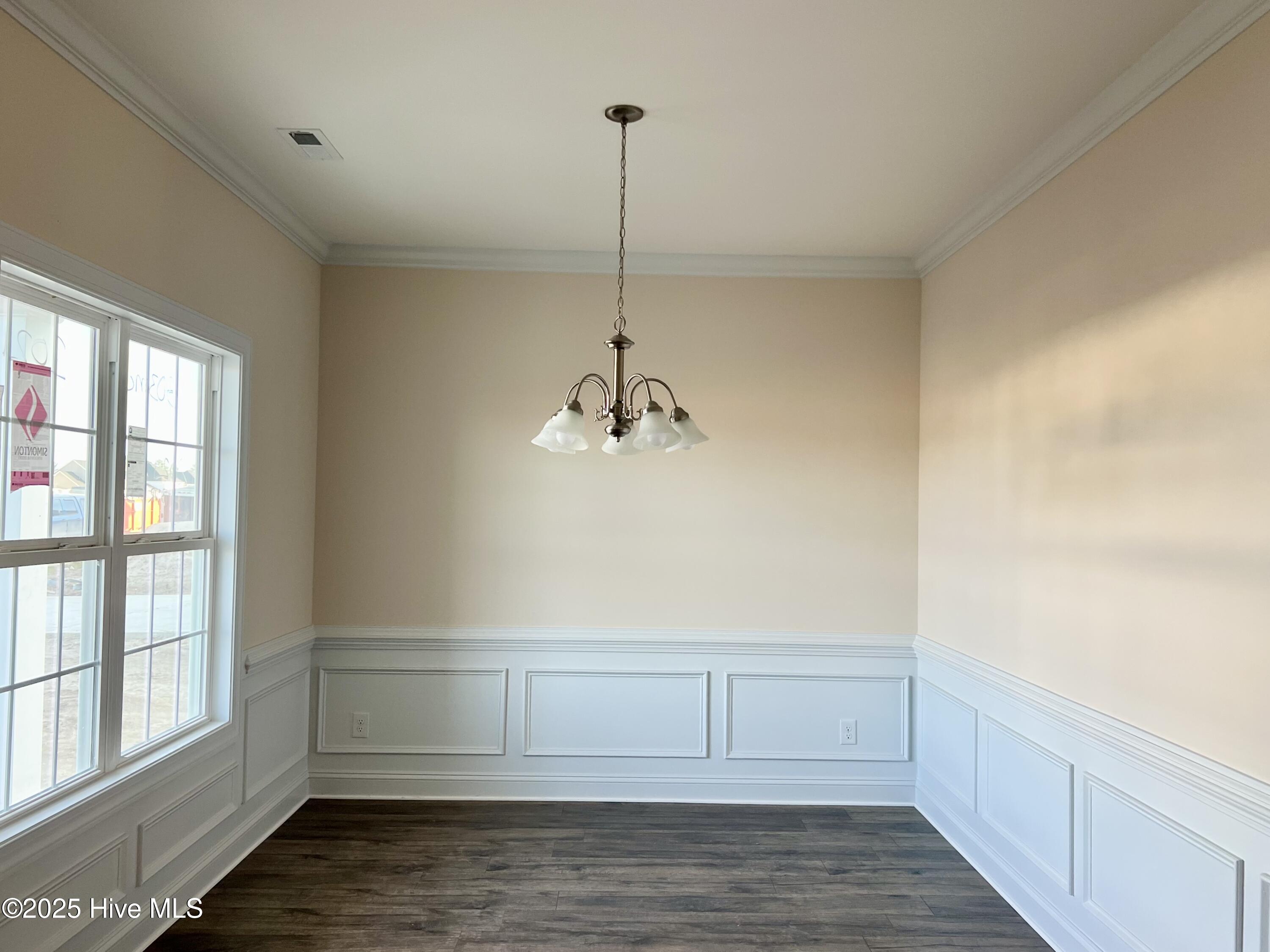 2021 Bluewater Boulevard Property Photo 3
