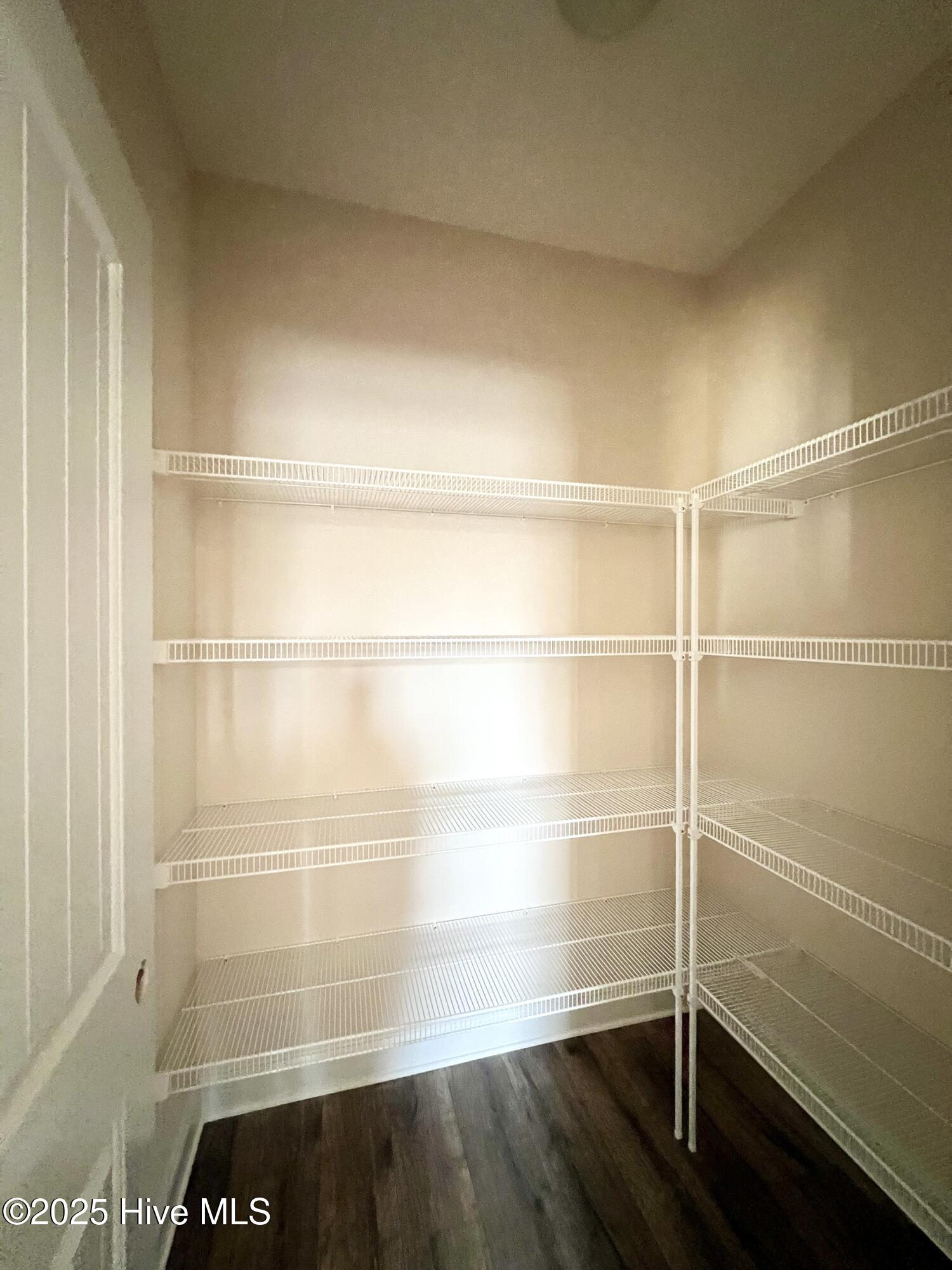 2021 Bluewater Boulevard Property Photo 9