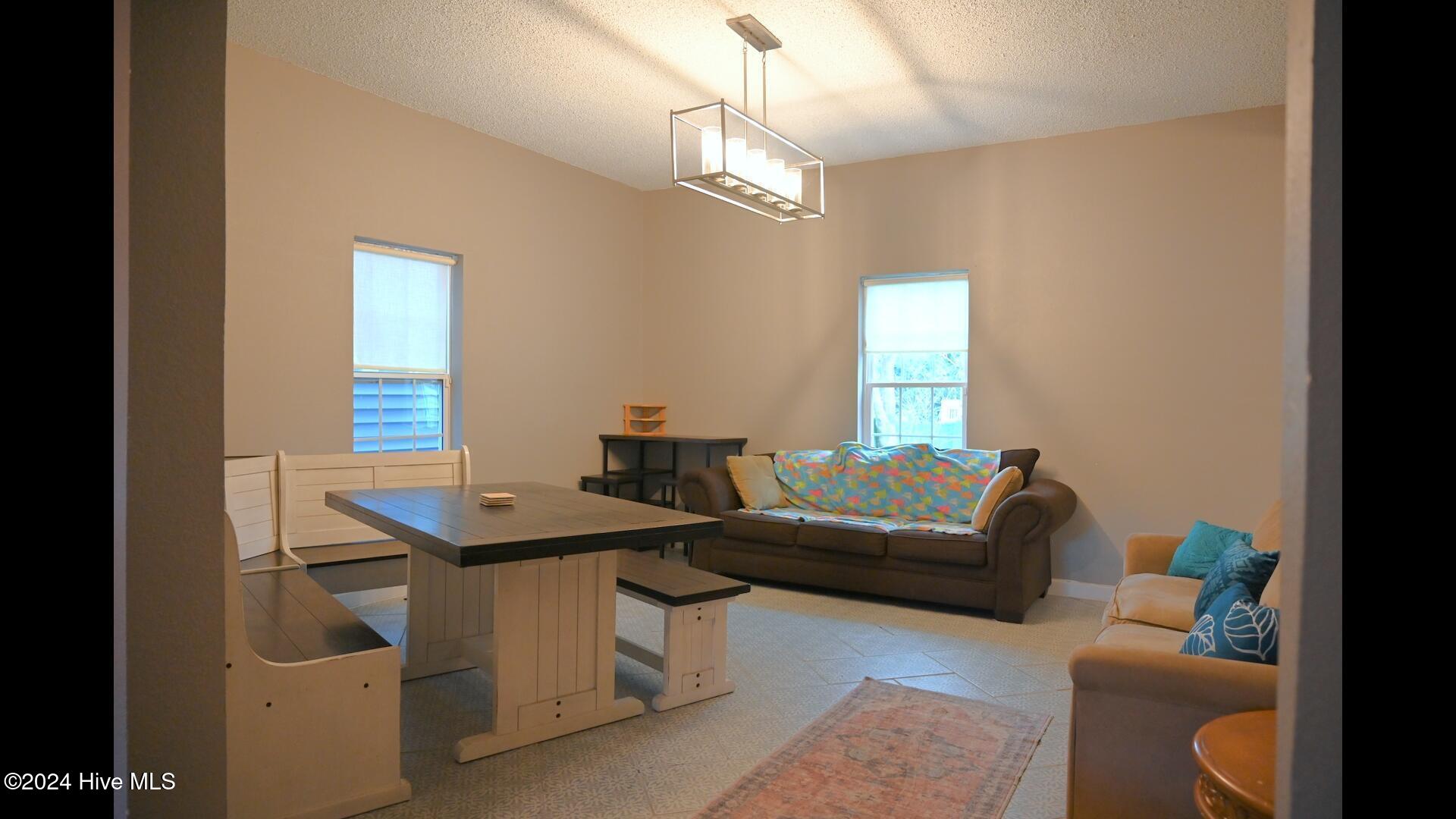 511 Blades Avenue Property Photo 7