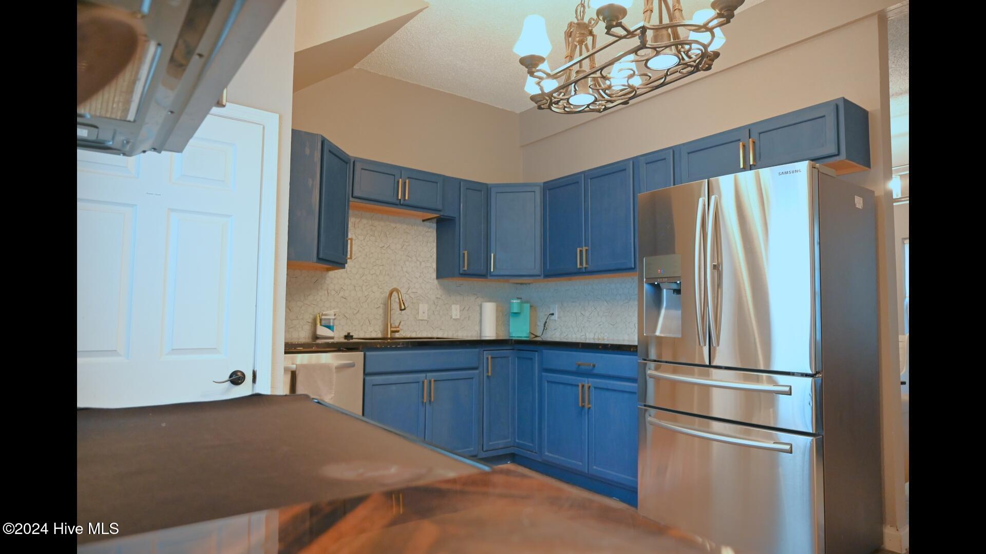 511 Blades Avenue Property Photo 11