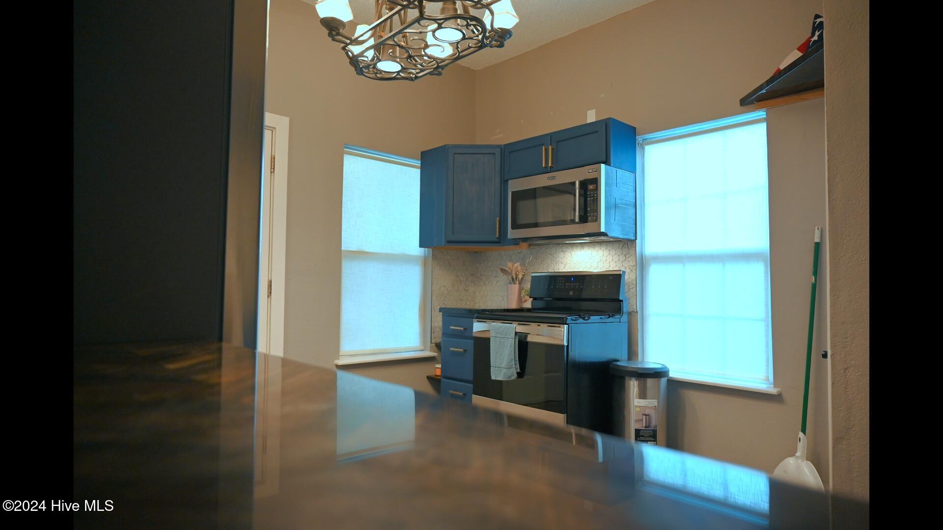 511 Blades Avenue Property Photo 12
