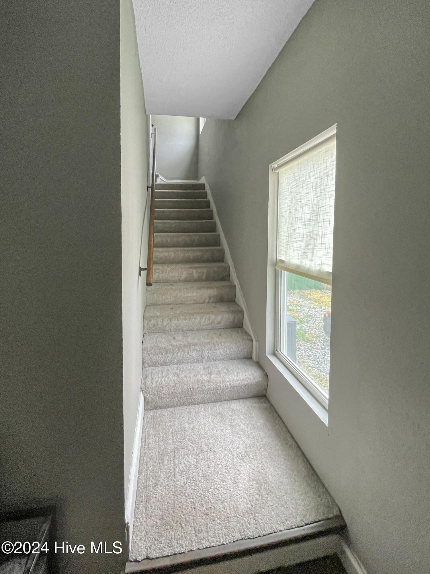 511 Blades Avenue Property Photo 16