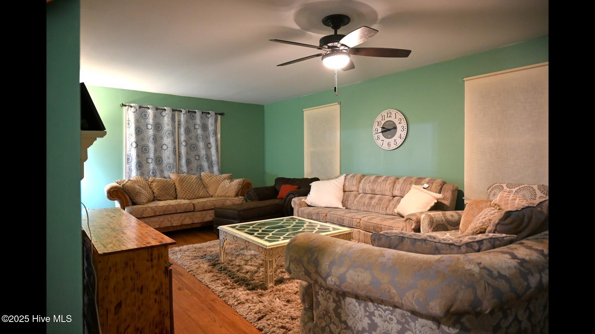 916 Bern Street Property Photo 14