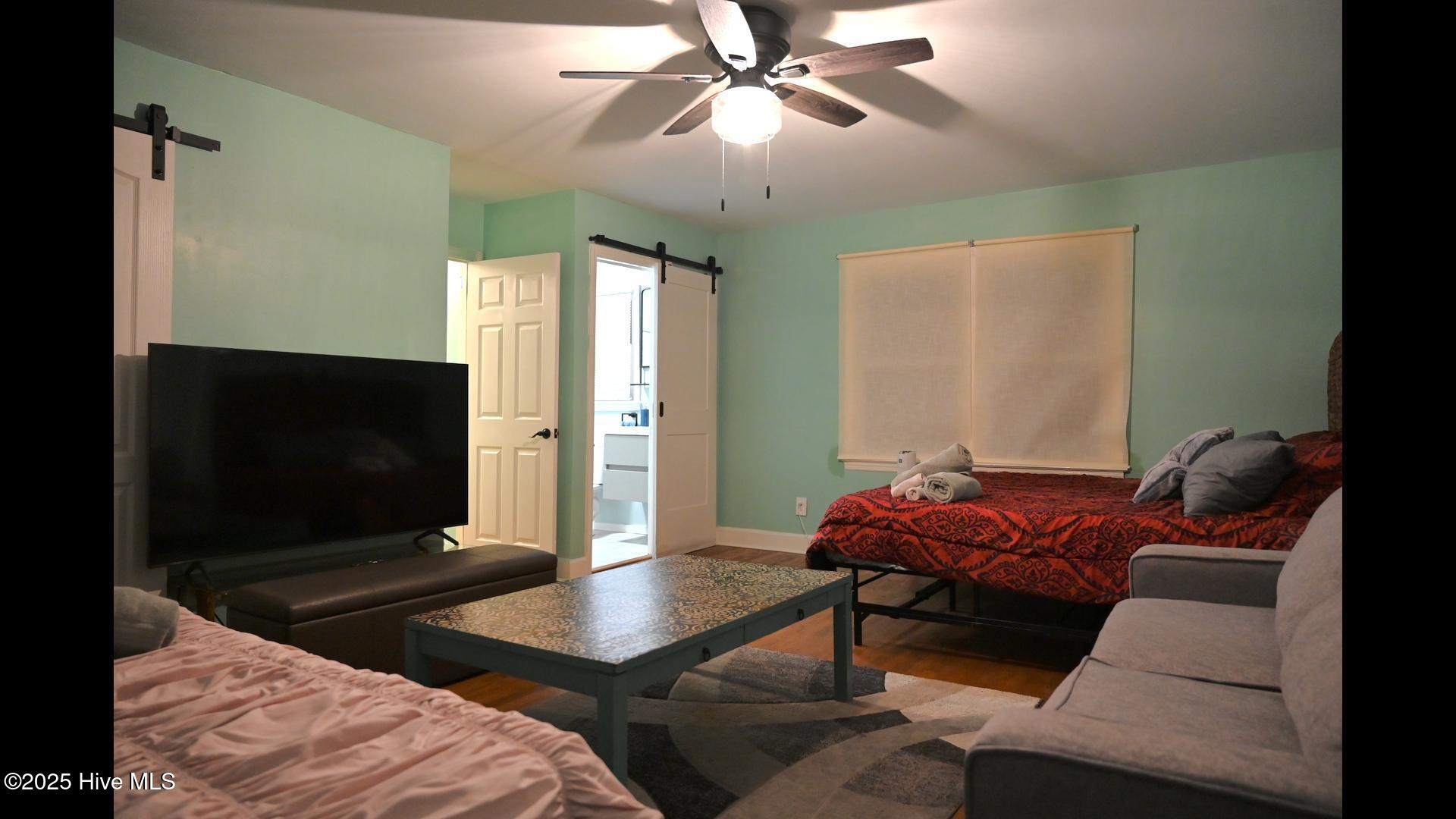 916 Bern Street Property Photo 20