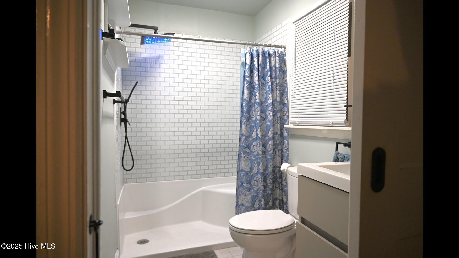 916 Bern Street Property Photo 24