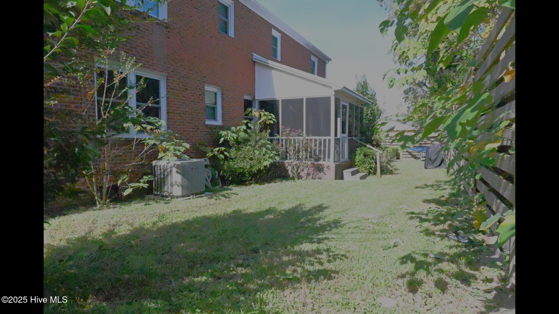 916 Bern Street Property Photo 40