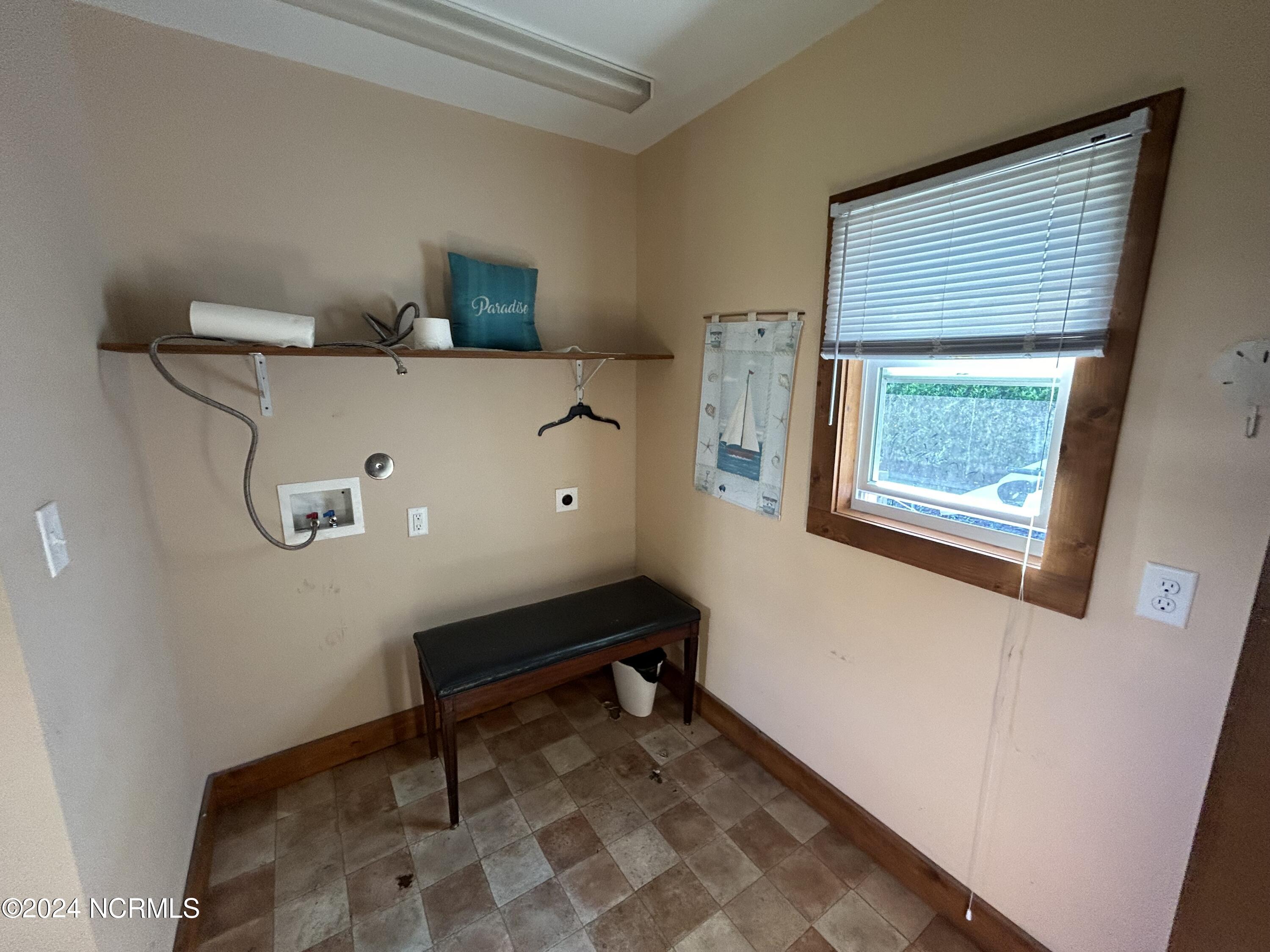 827 Fort Fisher Boulevard Property Photo 11