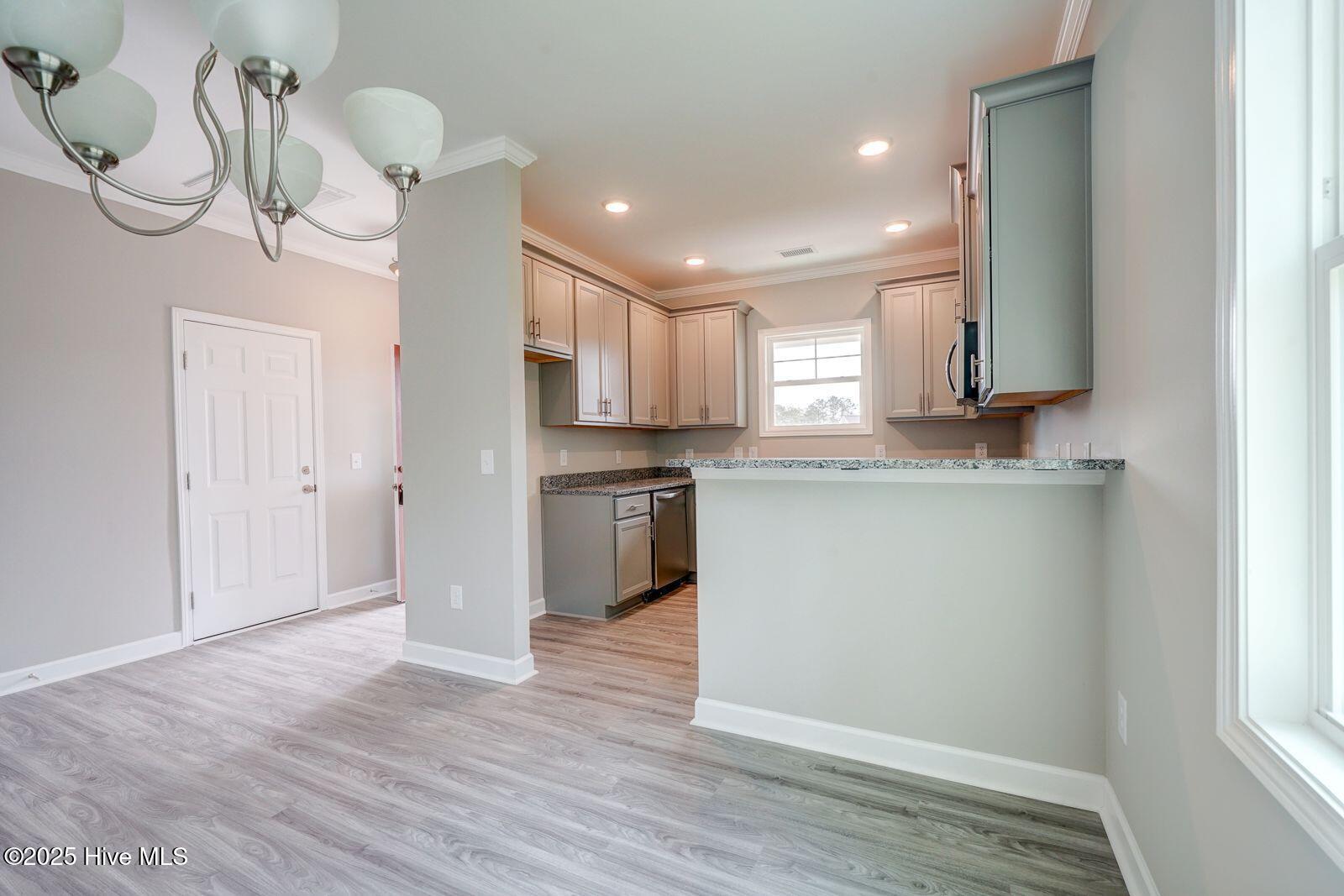 5311 Vespar Court Property Photo 4