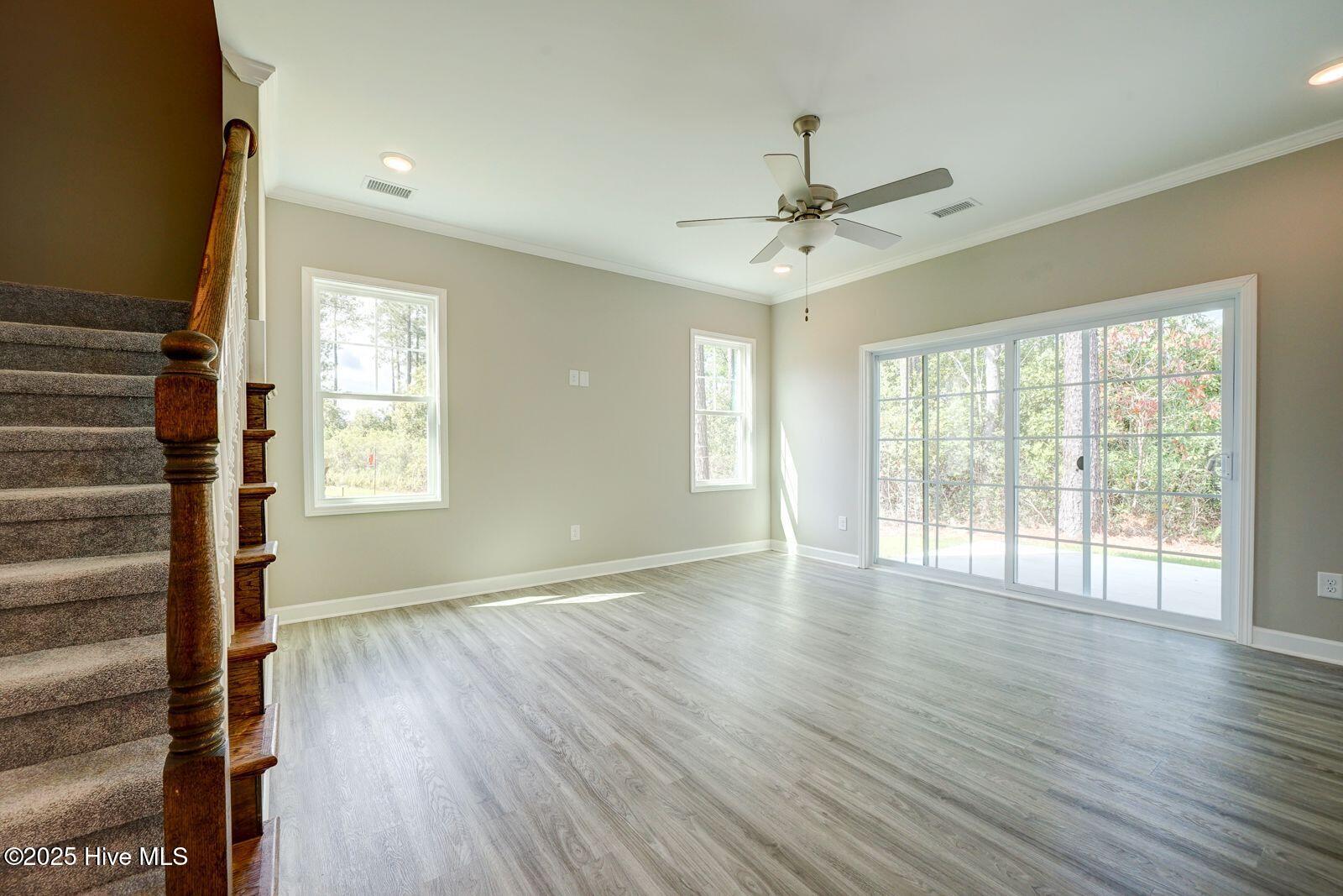 5311 Vespar Court Property Photo 9