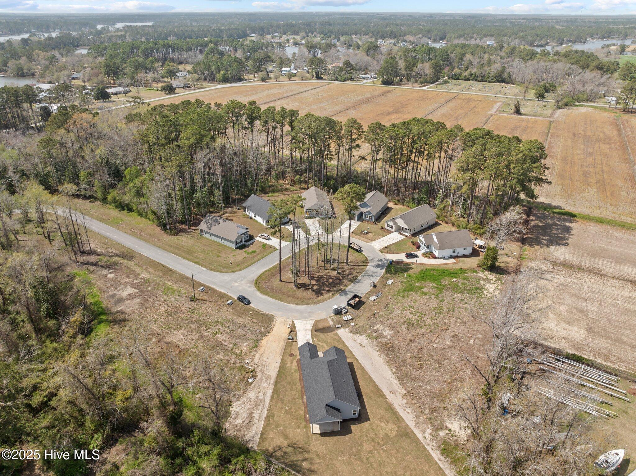 308 Camp Creek Drive Property Photo 28