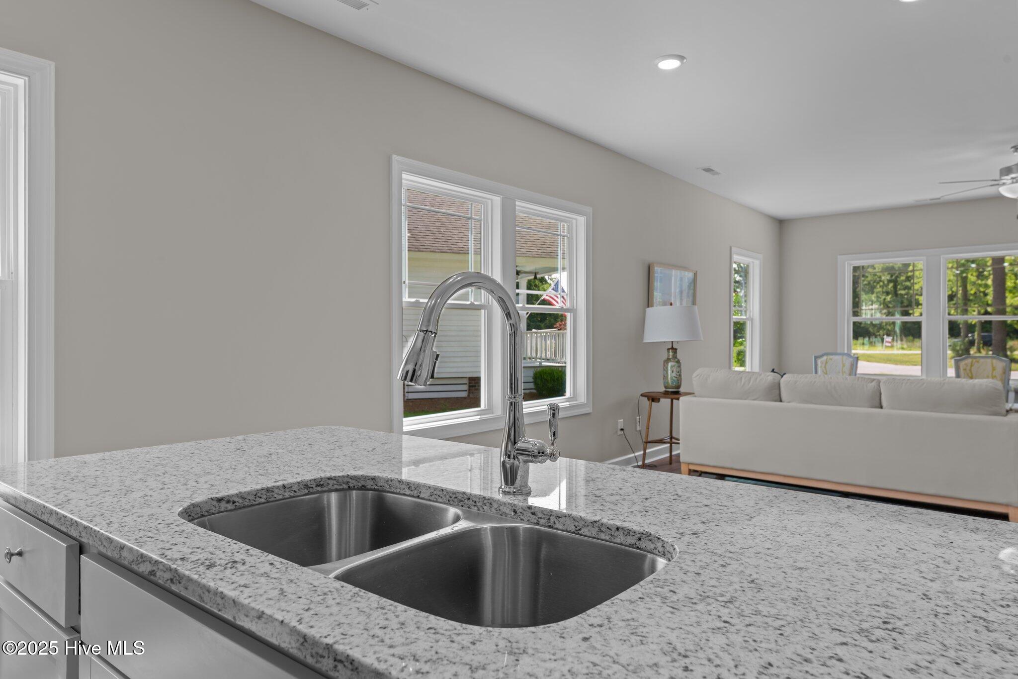 318 Camp Creek Drive Property Photo 12