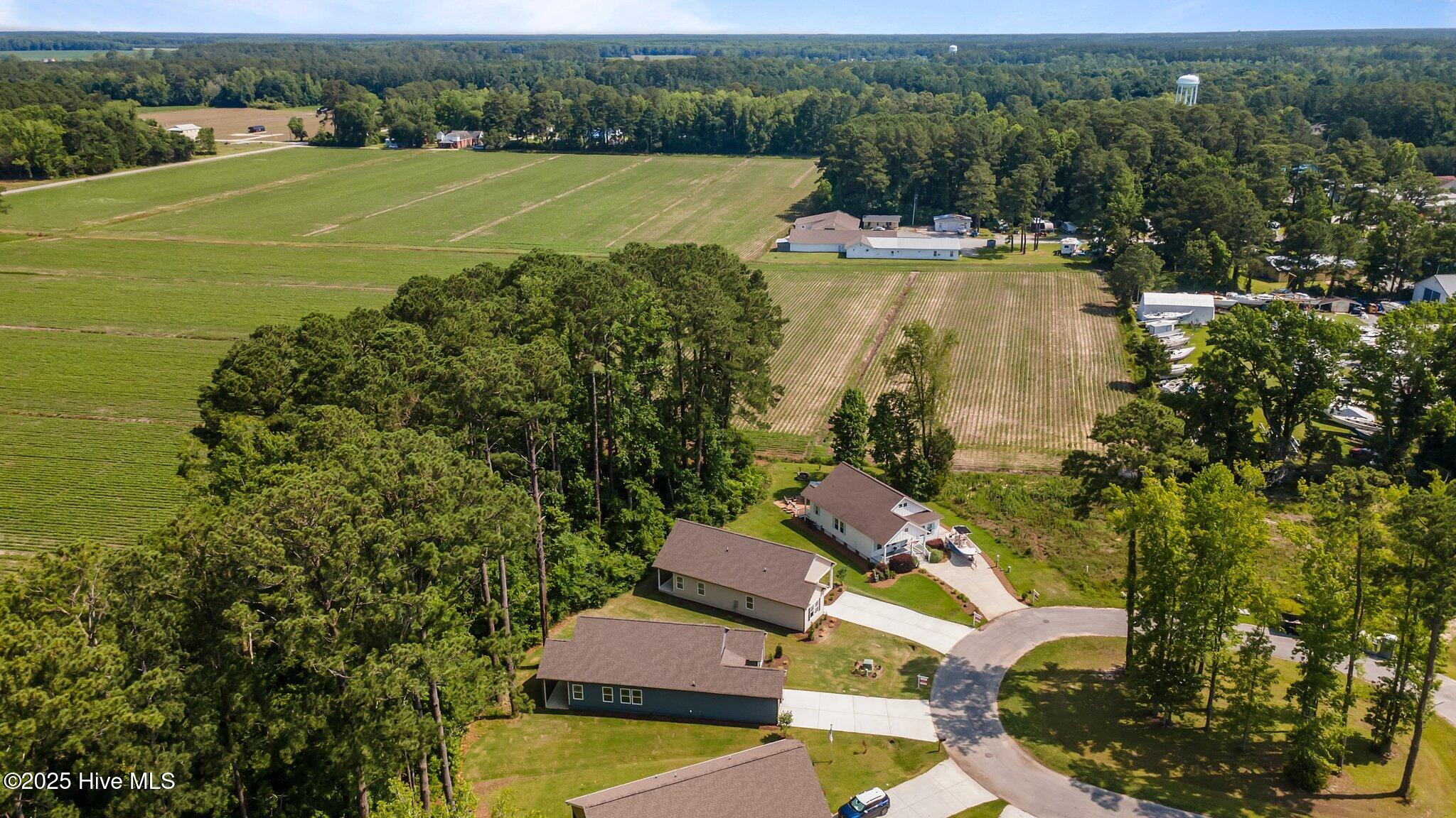 318 Camp Creek Drive Property Photo 33