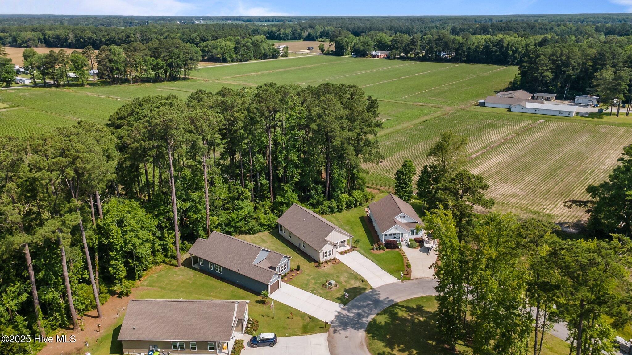 318 Camp Creek Drive Property Photo 36