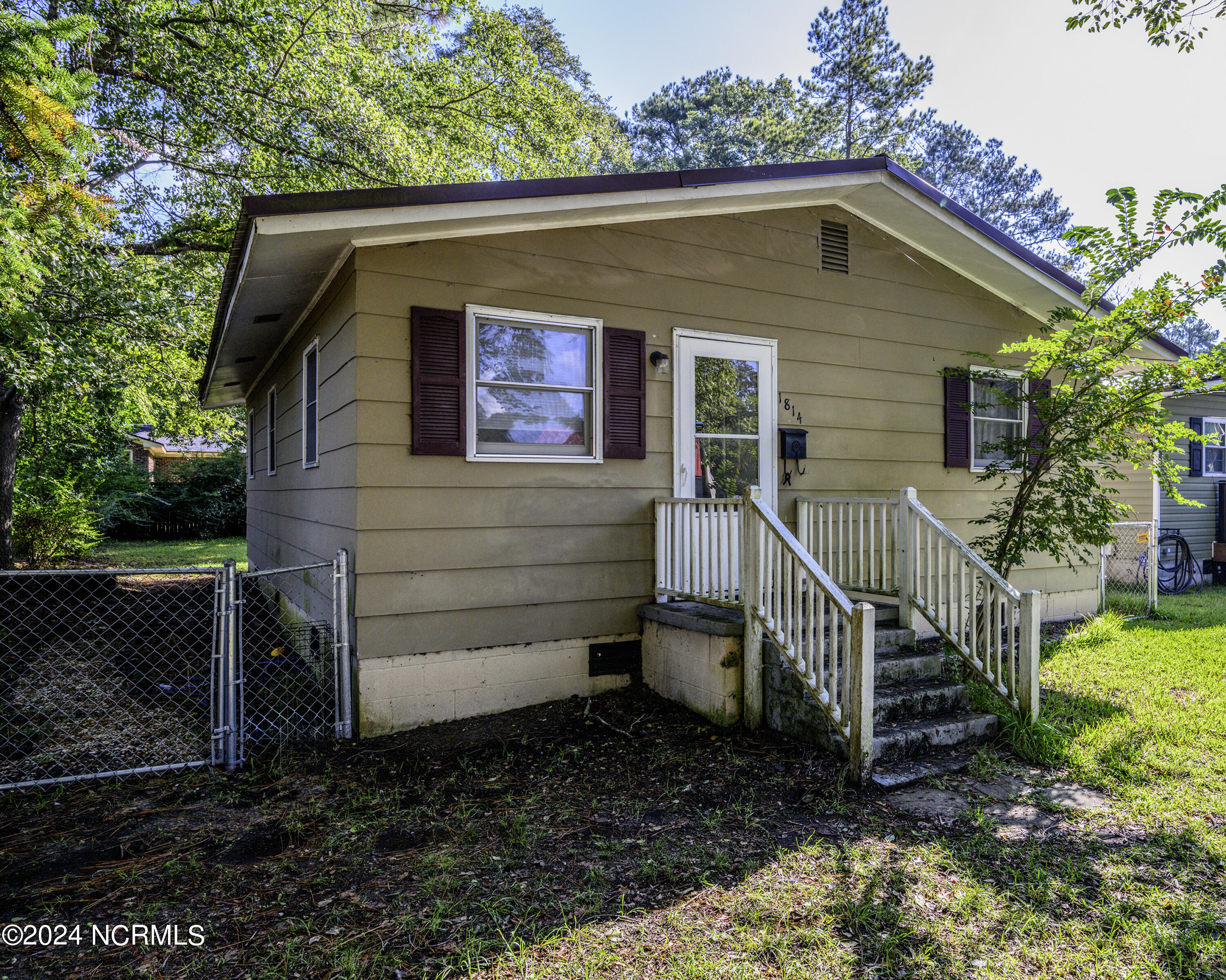 1814 Asheville Street Property Photo 1