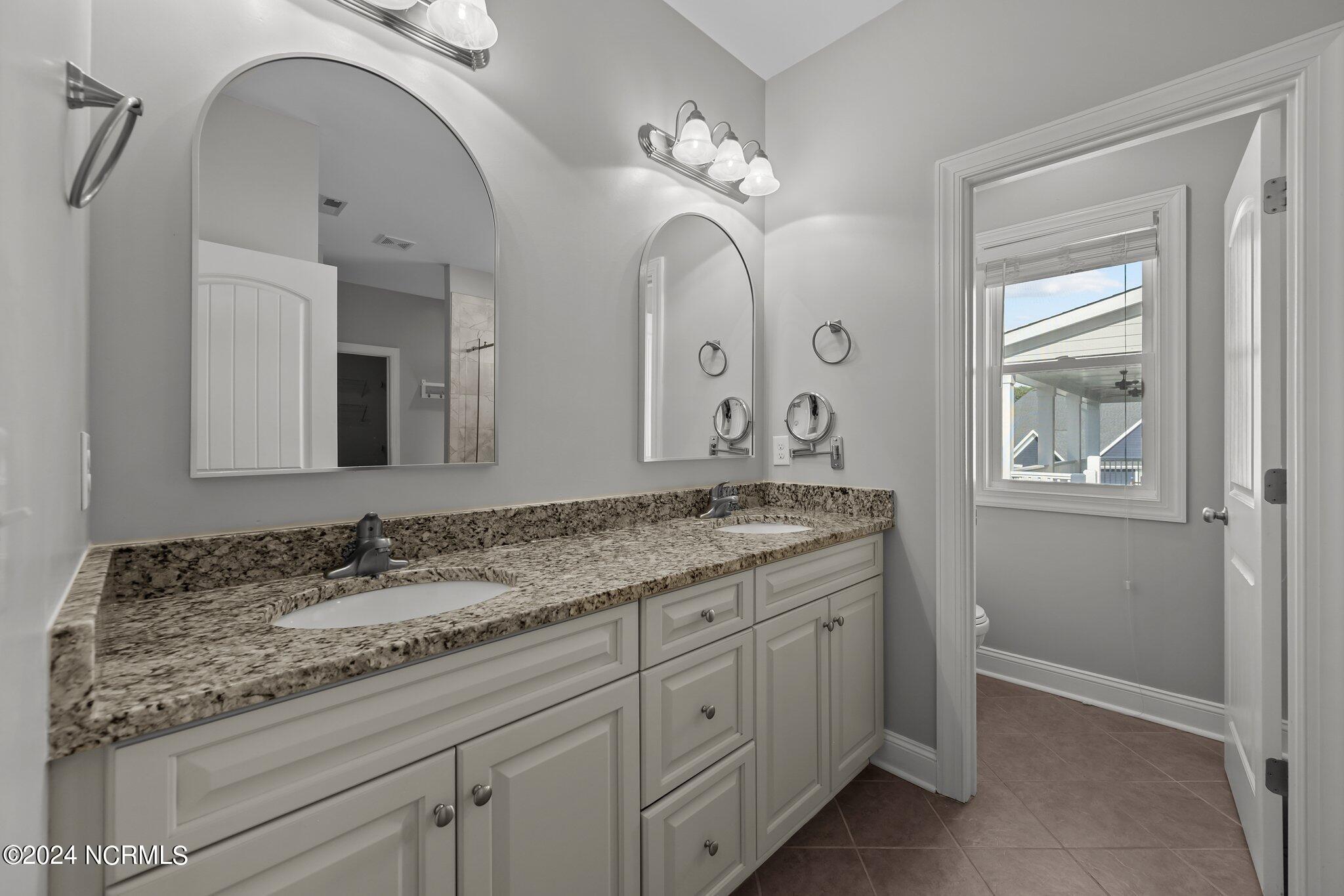 709 Lake Catherine Drive Property Photo 16