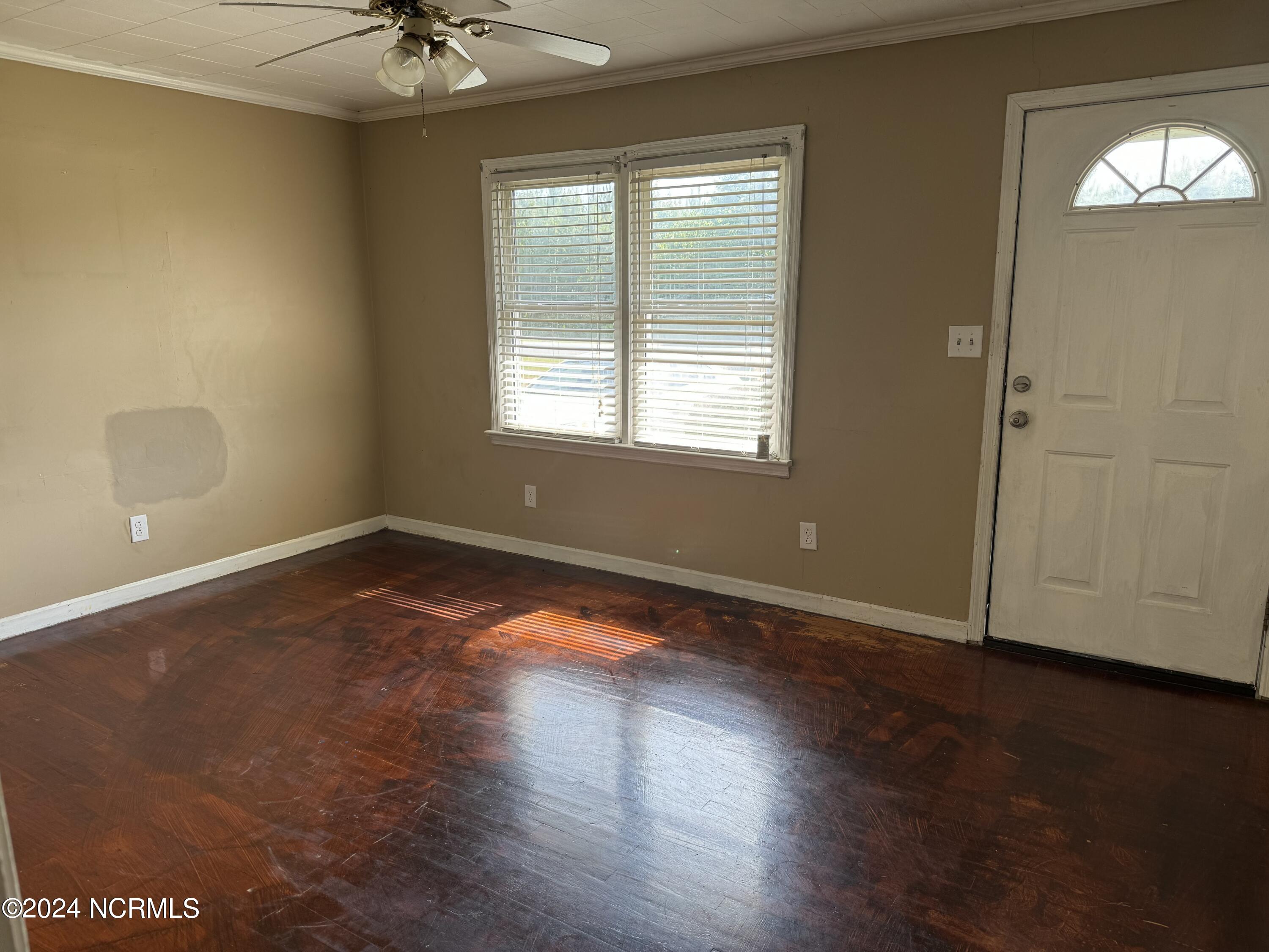 6748 Hassell Road Property Photo 14