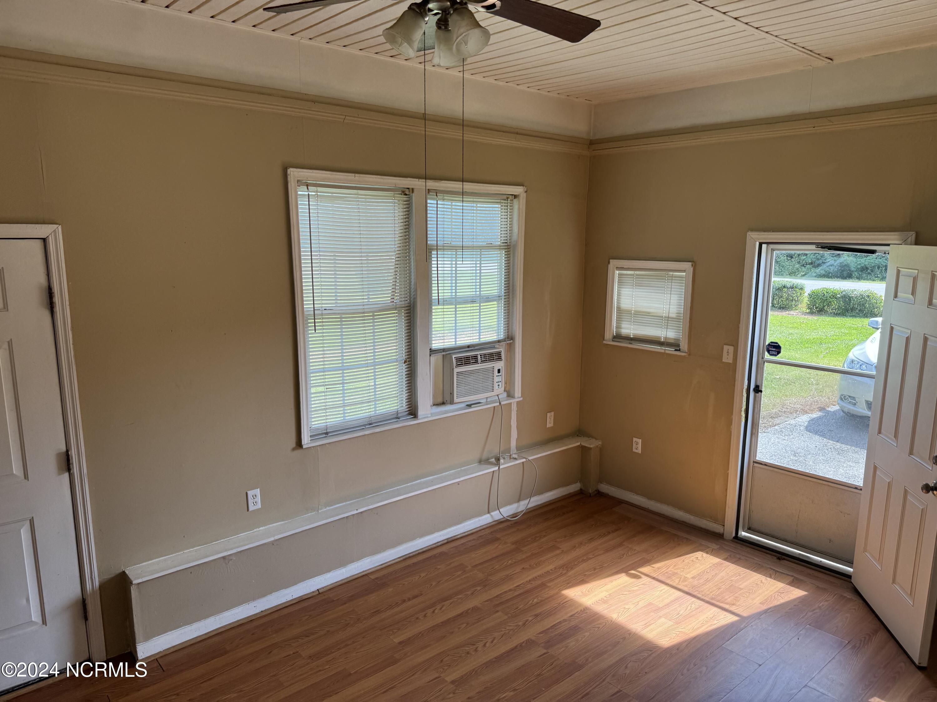 6748 Hassell Road Property Photo 17
