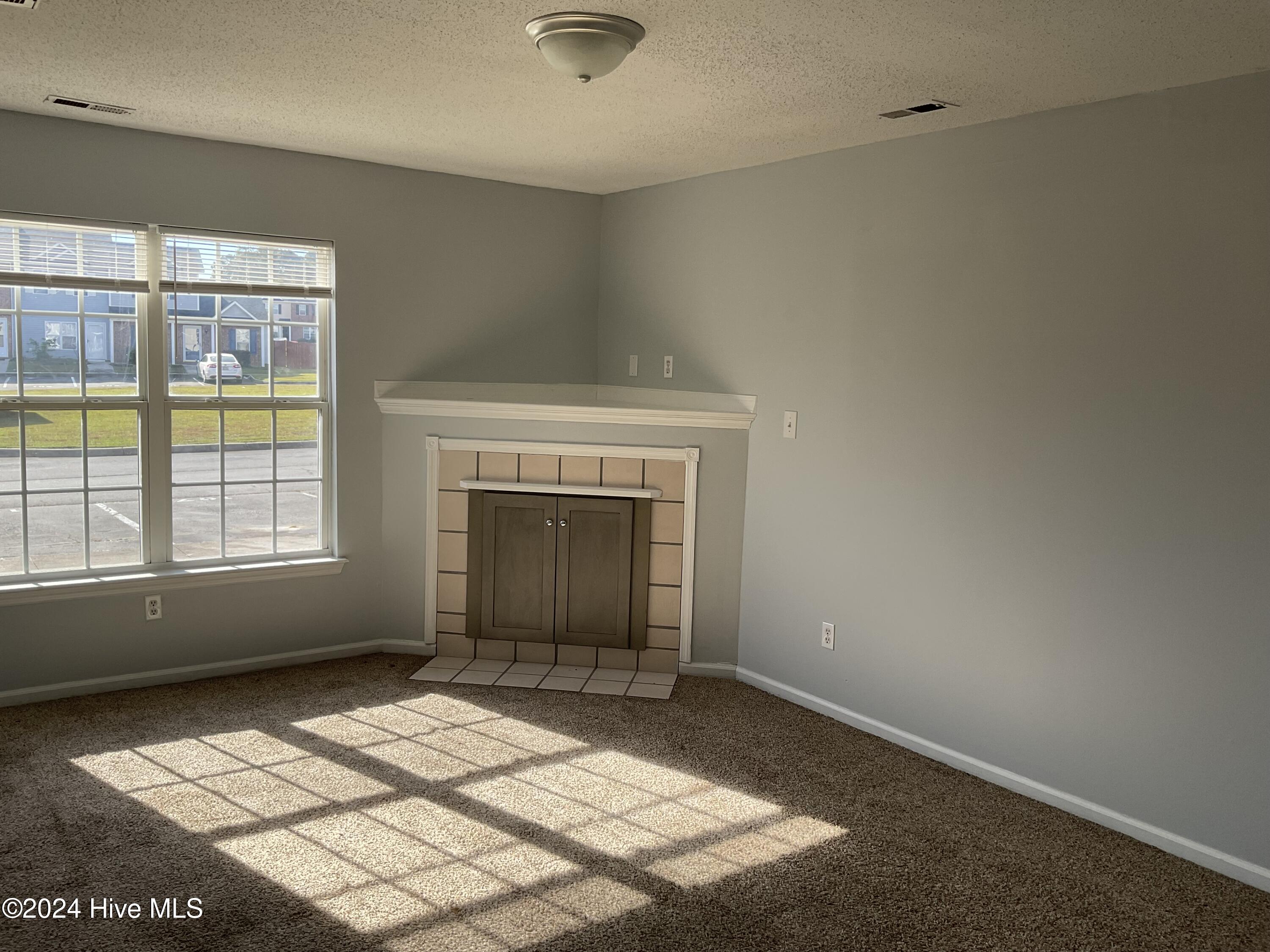 109 Fairwood Court Property Photo 2
