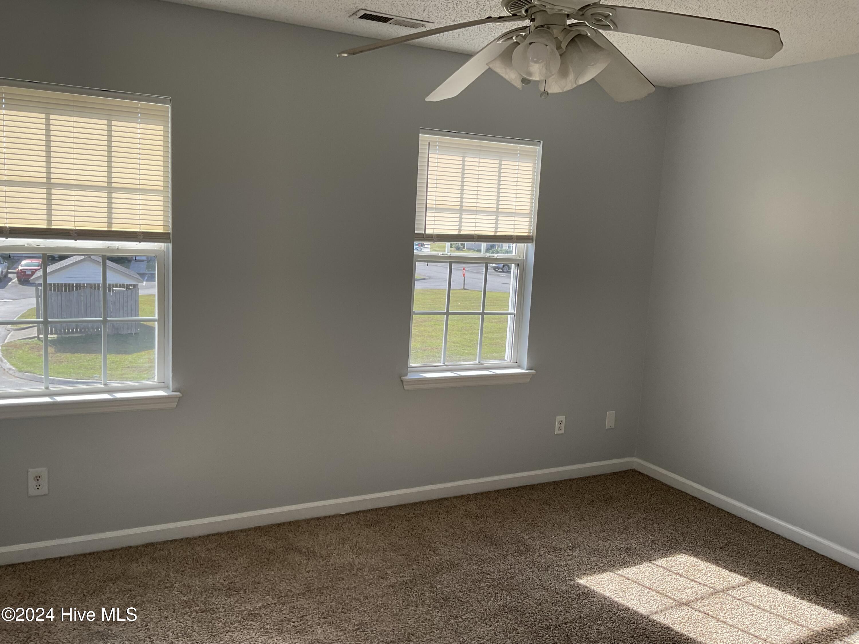 109 Fairwood Court Property Photo 4