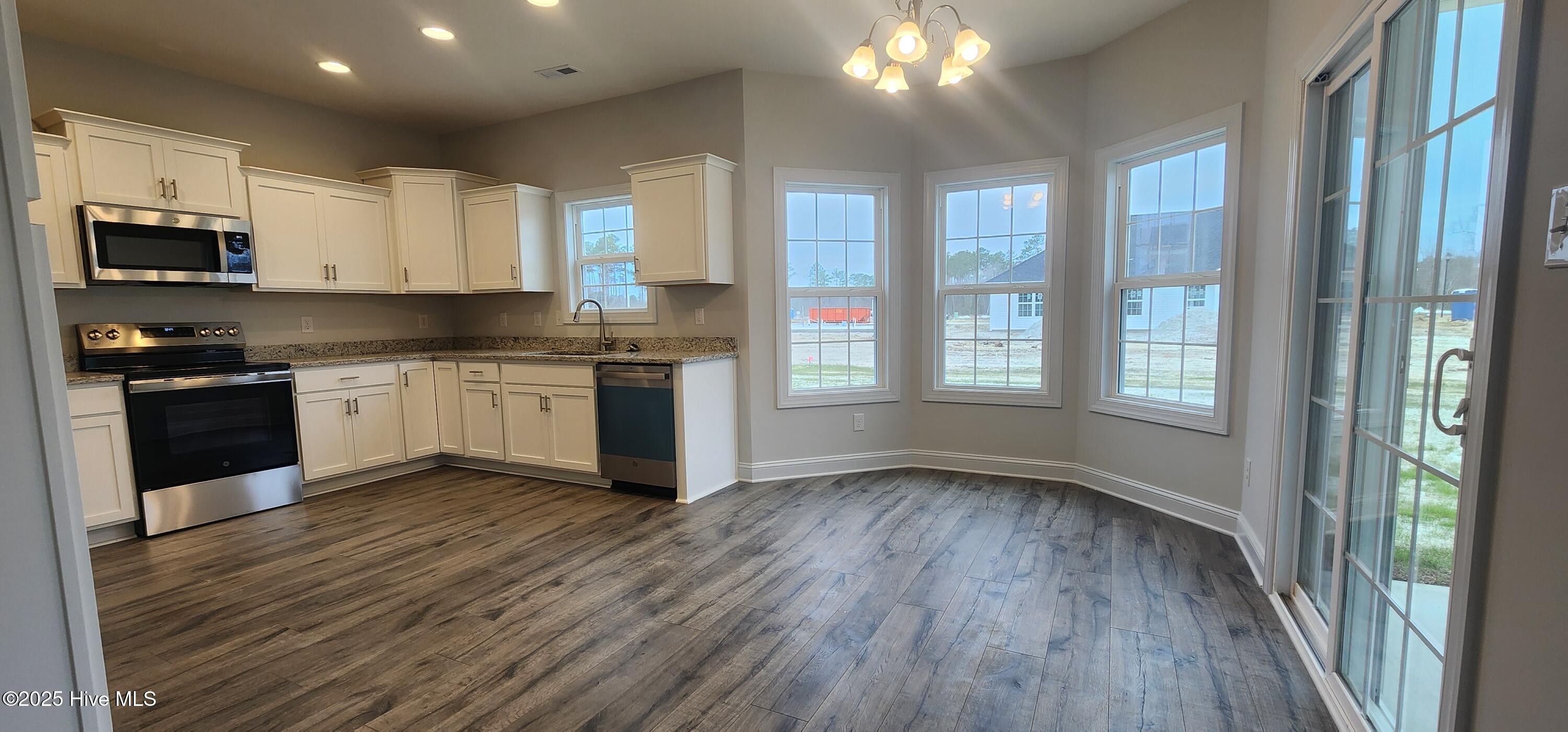 2019 Bluewater Boulevard Property Photo 10