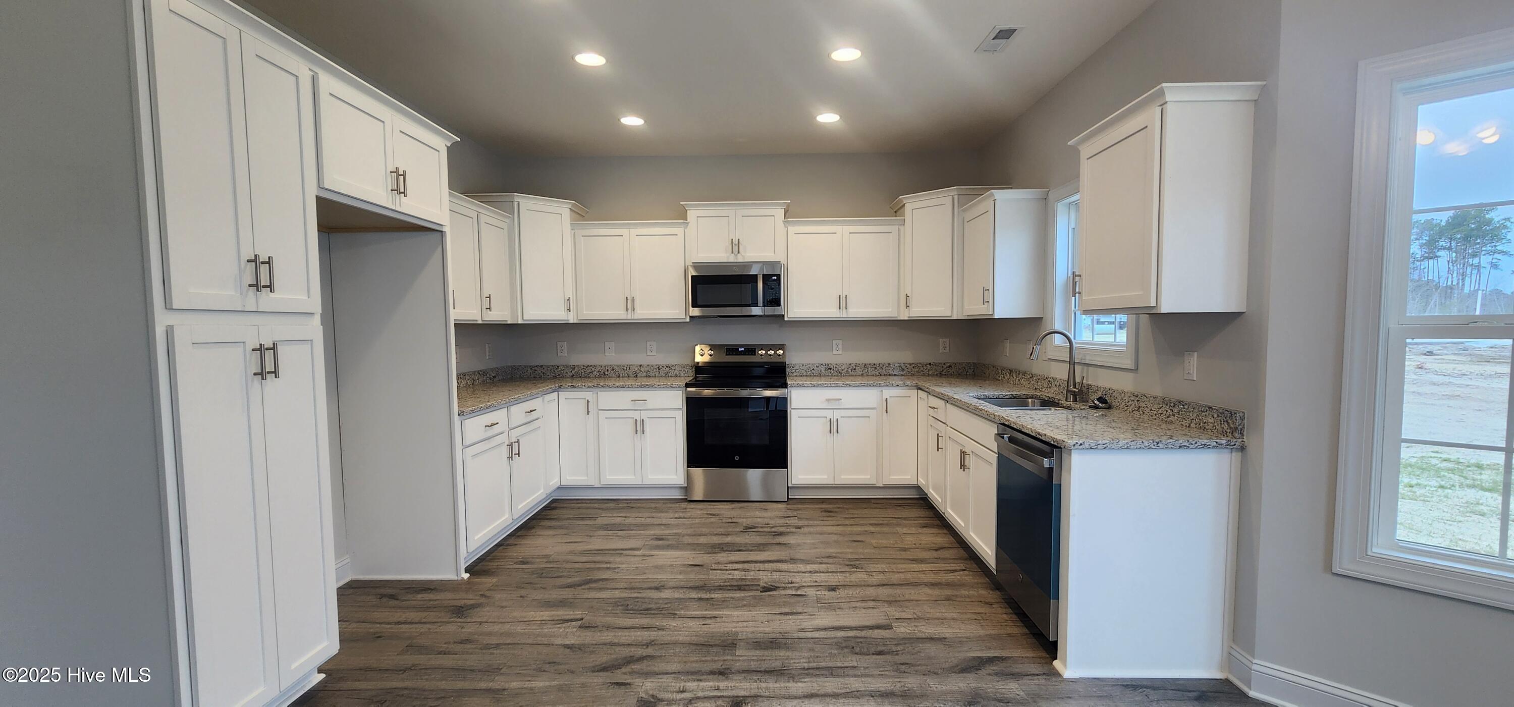2019 Bluewater Boulevard Property Photo 11