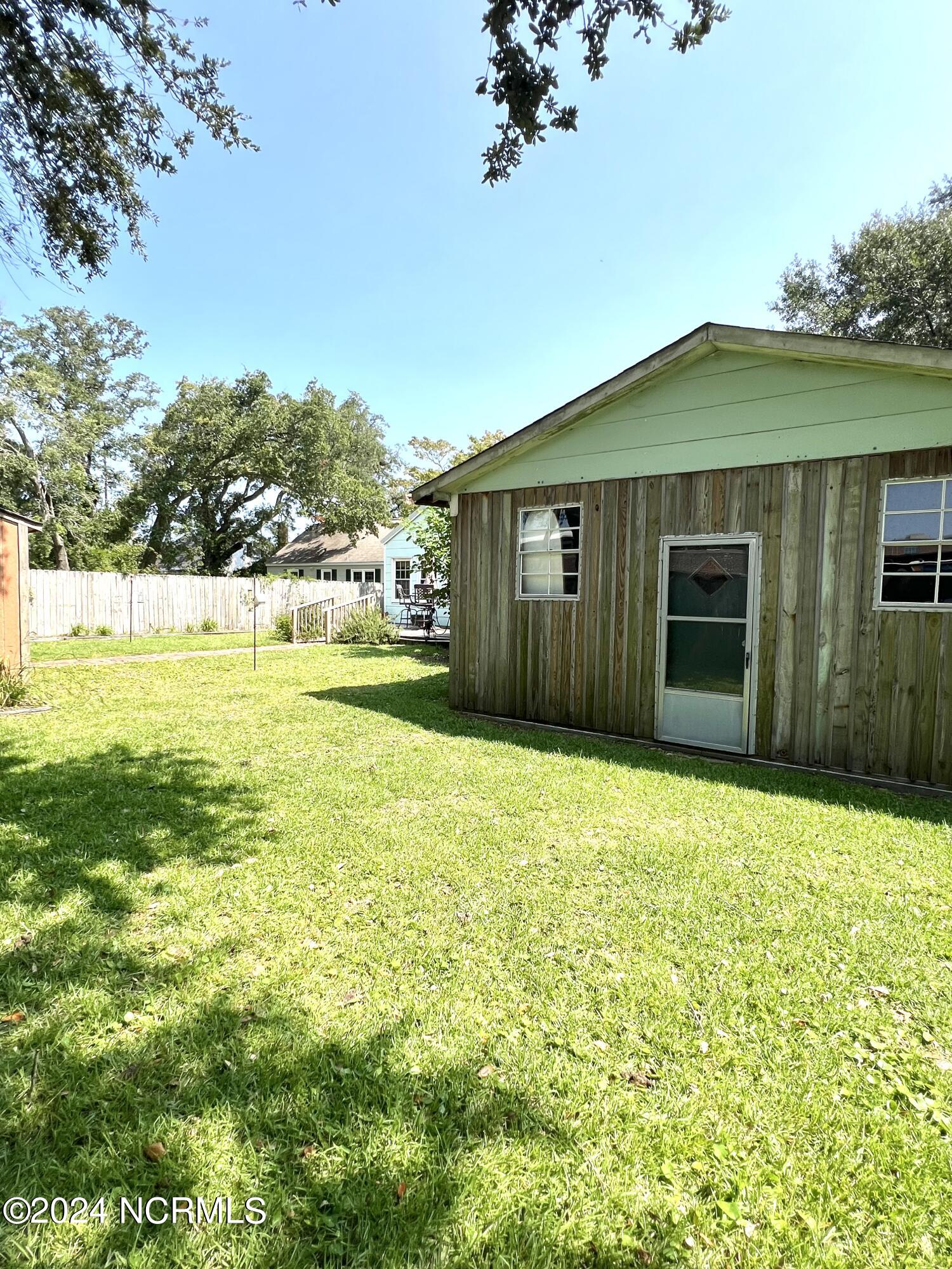 115 Noyes Avenue Property Photo 34