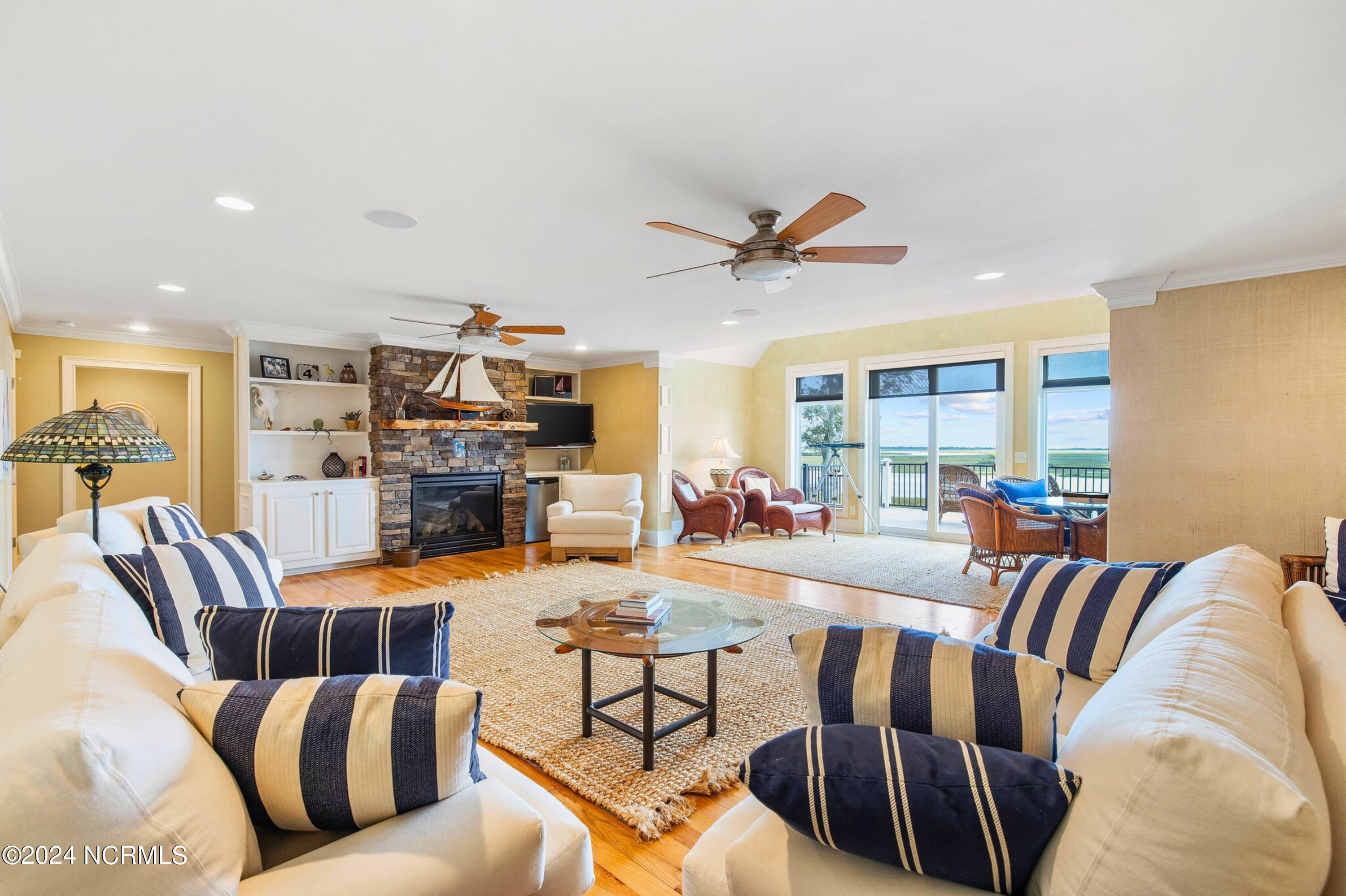 1324 Harbour Watch Property Photo 27
