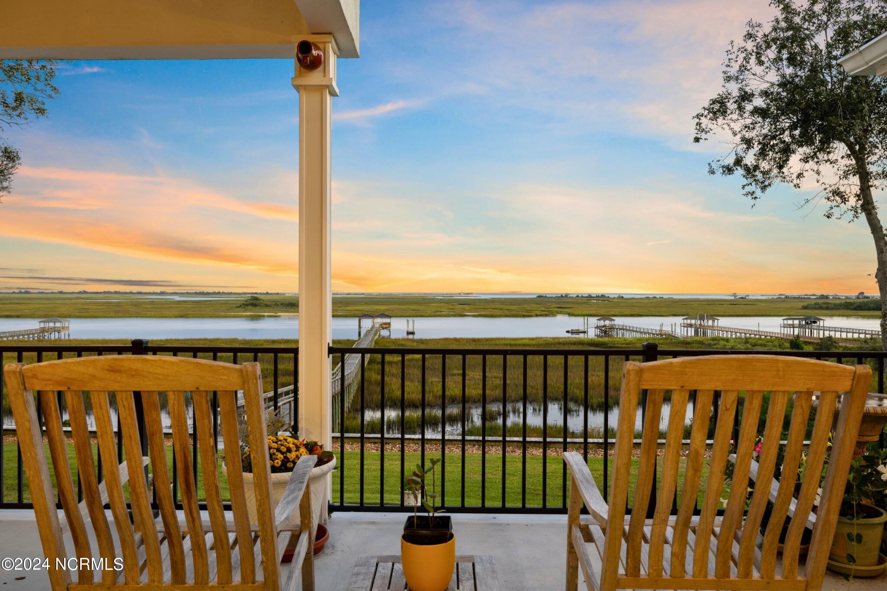 1324 Harbour Watch Property Photo 37