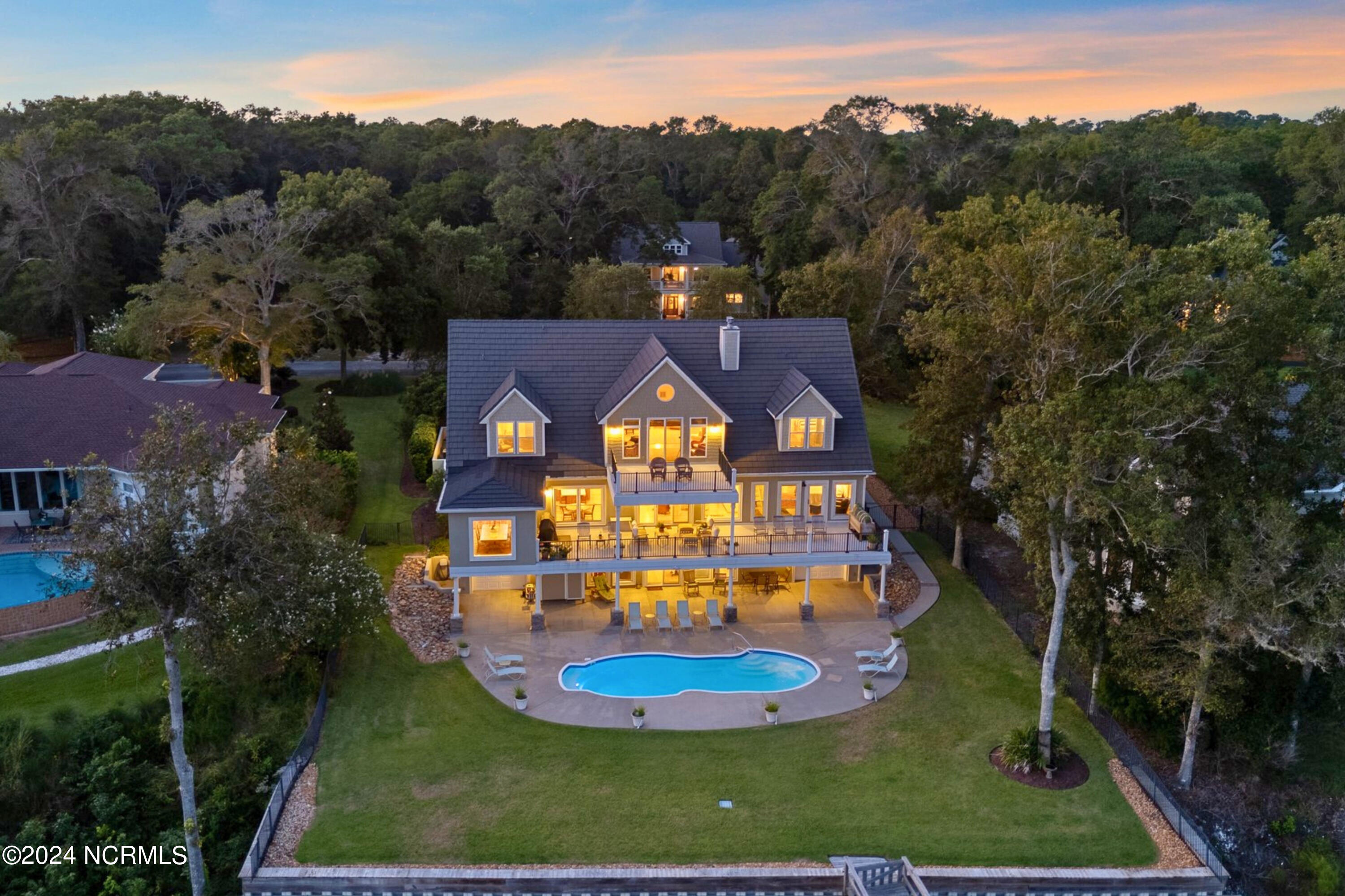 1324 Harbour Watch Property Photo 47