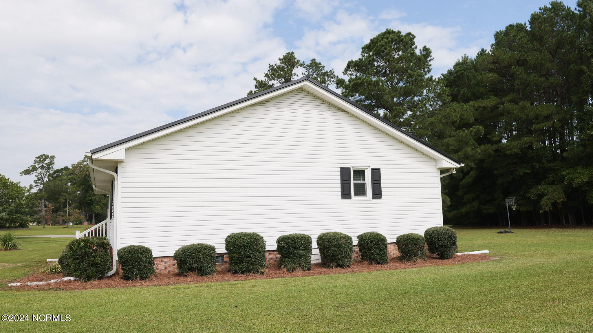 208 Old Lumberton Road Property Photo 11