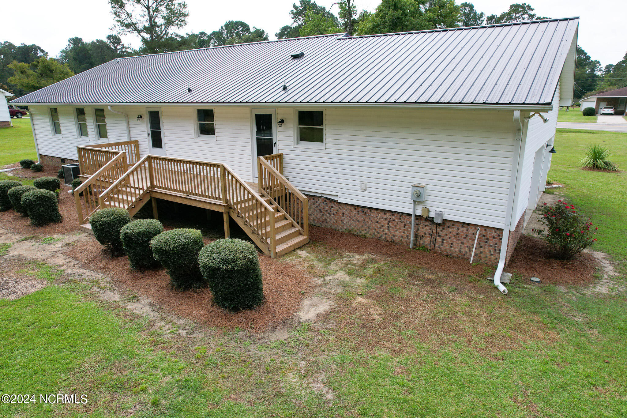 208 Old Lumberton Road Property Photo 12