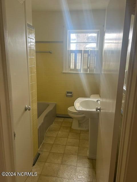 800 E Troy Street Property Photo 20